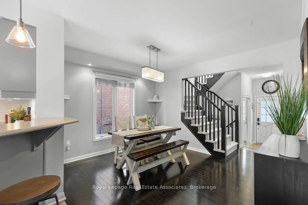 Photo 5 of 272 Woodley Crescent, Milton, Willmott — HOMEH