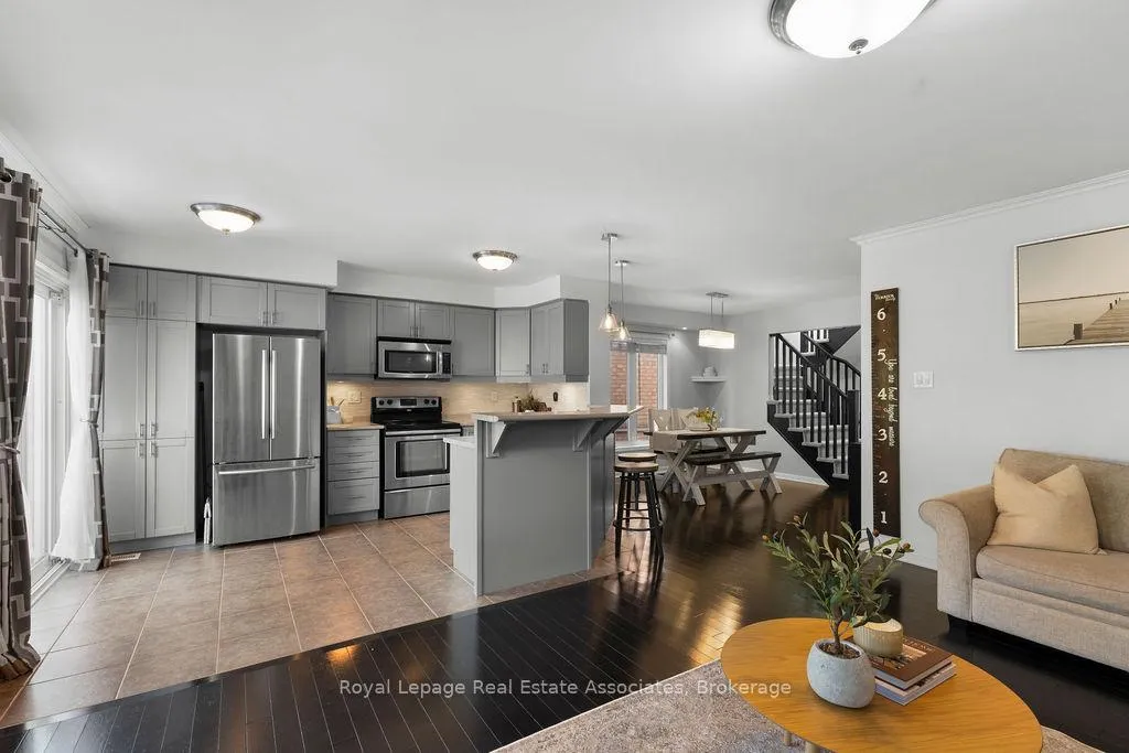 Photo 8 of 272 Woodley Crescent, Milton, Willmott — HOMEH