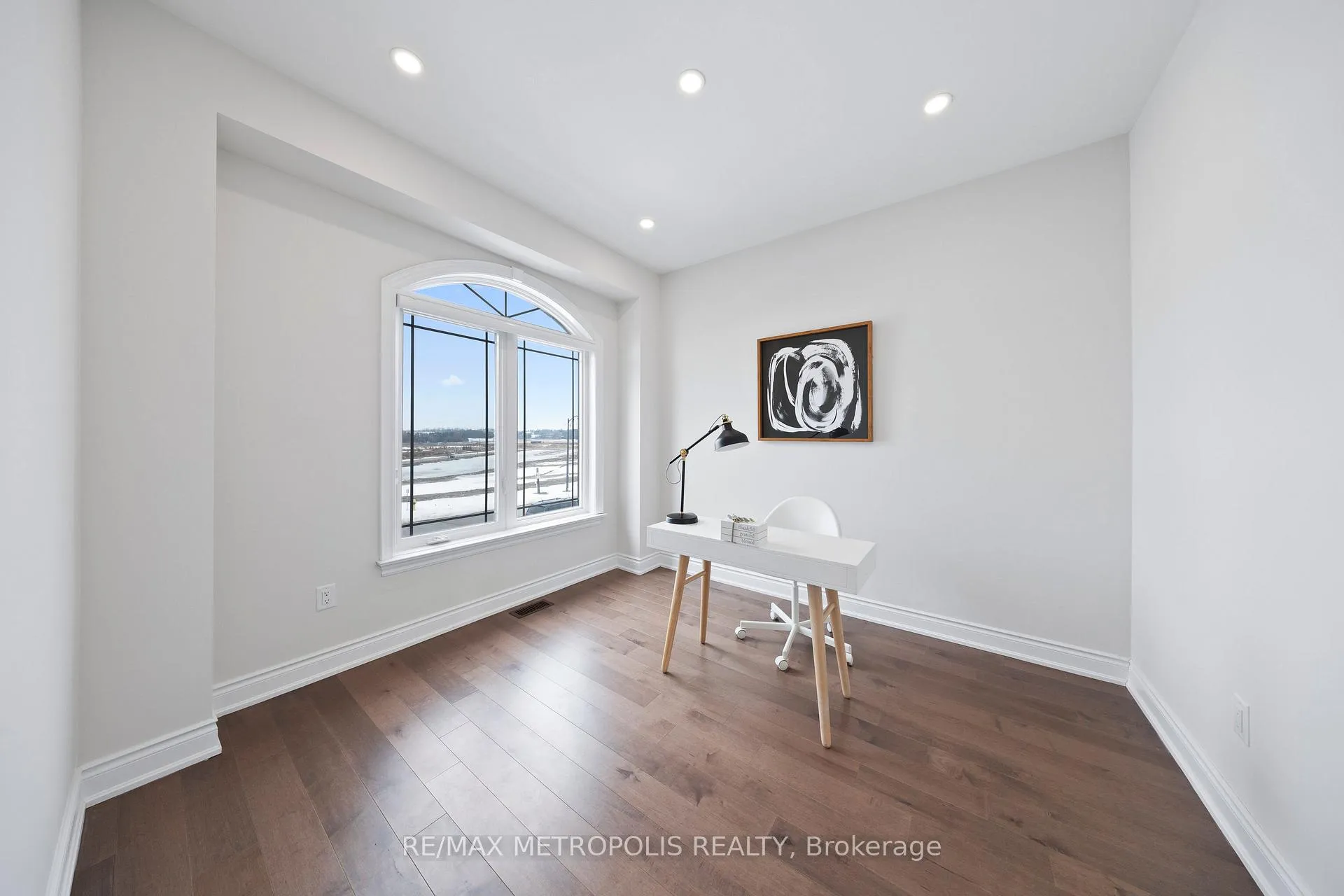 Photo 5 of 147 Kennedy Boulevard, New Tecumseth, Rural New Tecumseth — HOMEH
