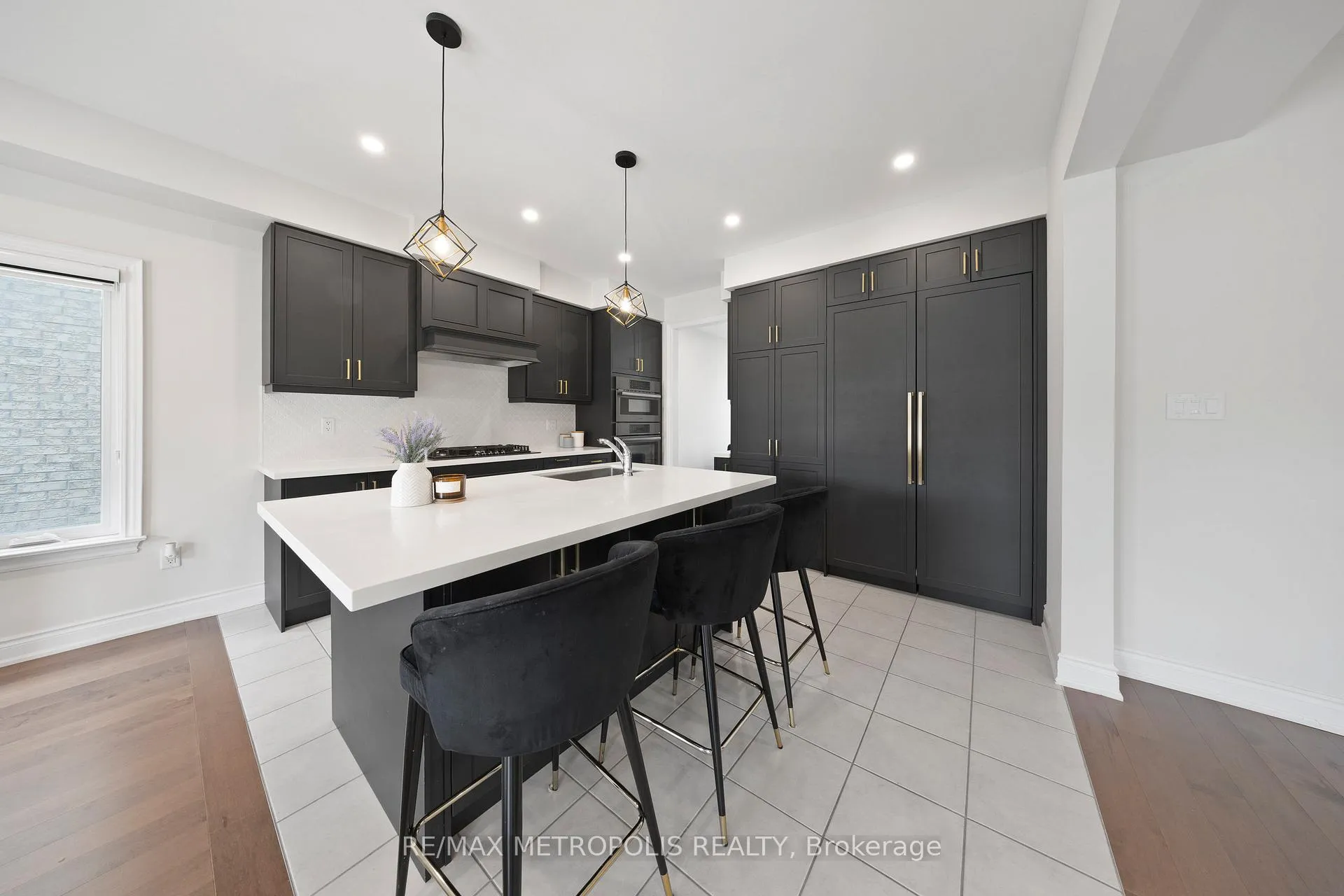 Photo 10 of 147 Kennedy Boulevard, New Tecumseth, Rural New Tecumseth — HOMEH