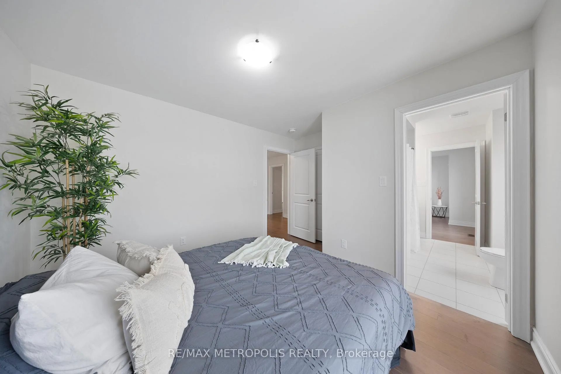 Photo 26 of 147 Kennedy Boulevard, New Tecumseth, Rural New Tecumseth — HOMEH