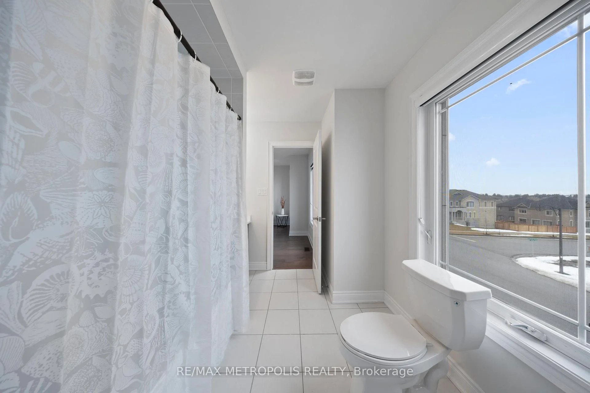 Photo 27 of 147 Kennedy Boulevard, New Tecumseth, Rural New Tecumseth — HOMEH