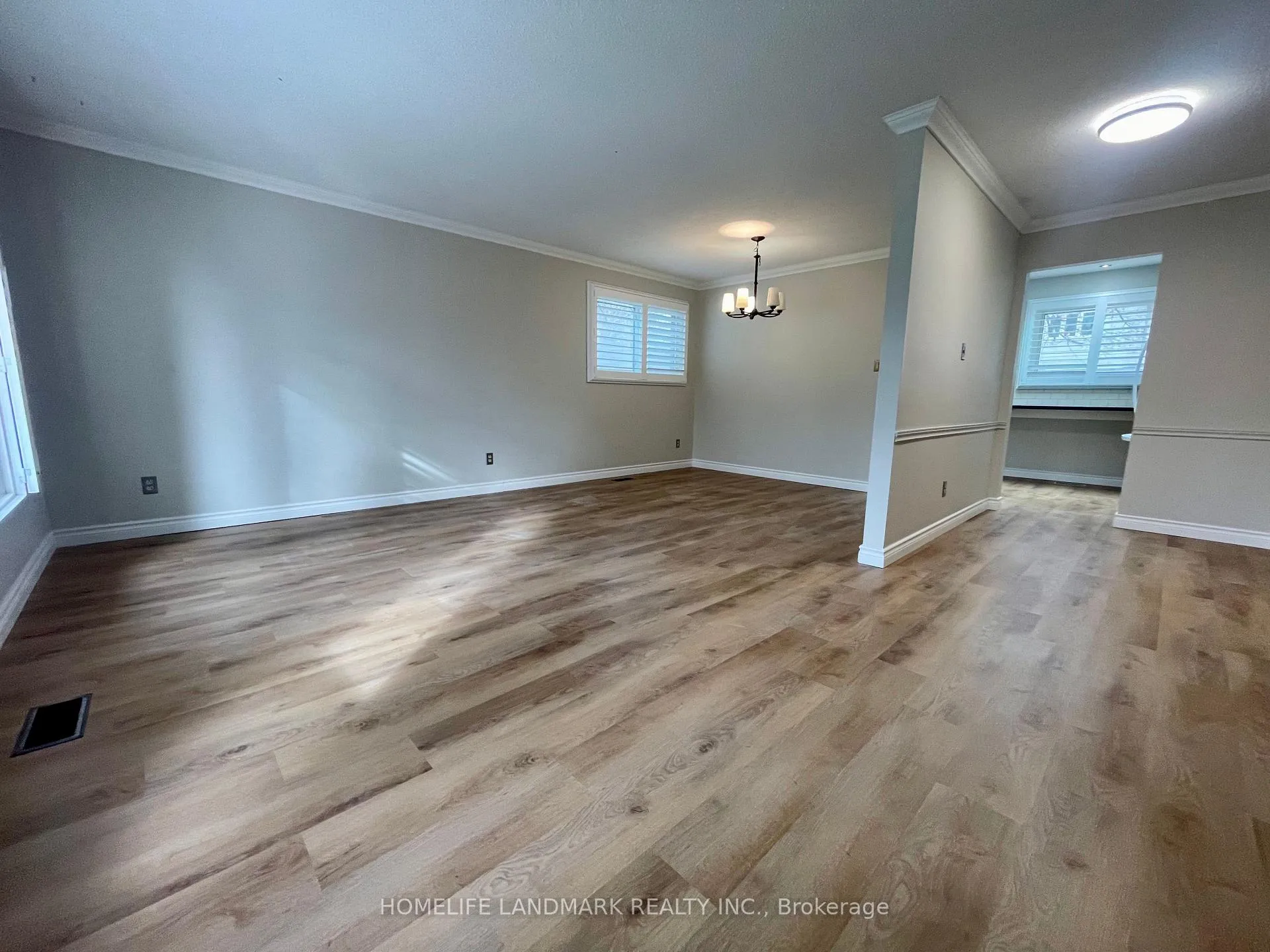 Photo 7 of 2149 Constance Drive, Oakville, Ford — HOMEH