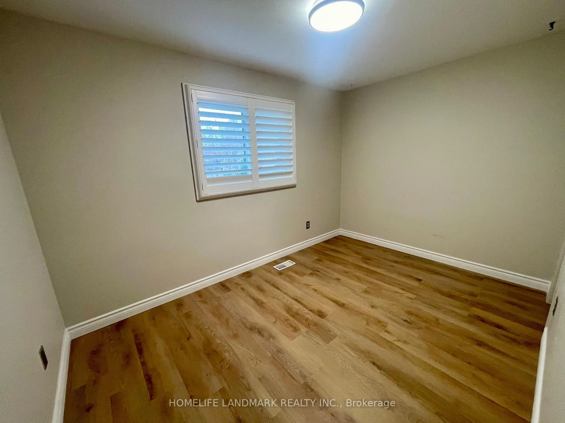 Photo 16 of 2149 Constance Drive, Oakville, Ford — HOMEH