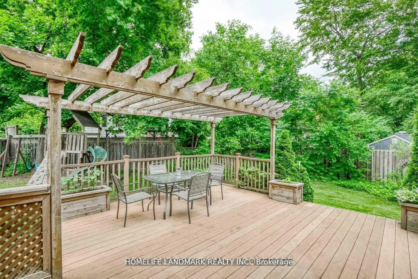 Photo 24 of 2149 Constance Drive, Oakville, Ford — HOMEH