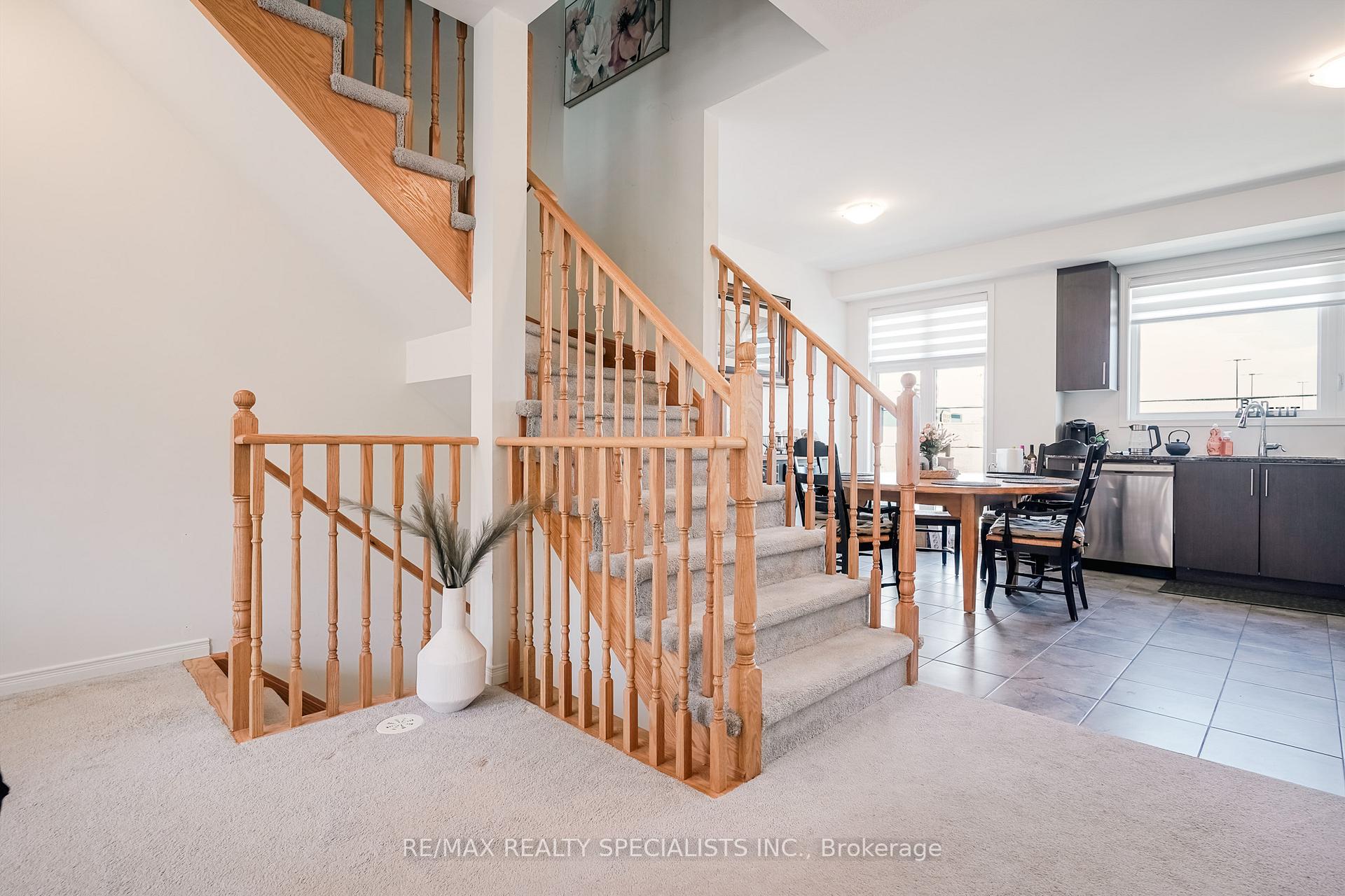 Photo 15 of 1397 Coral Springs Path, Oshawa, Taunton — HOMEH