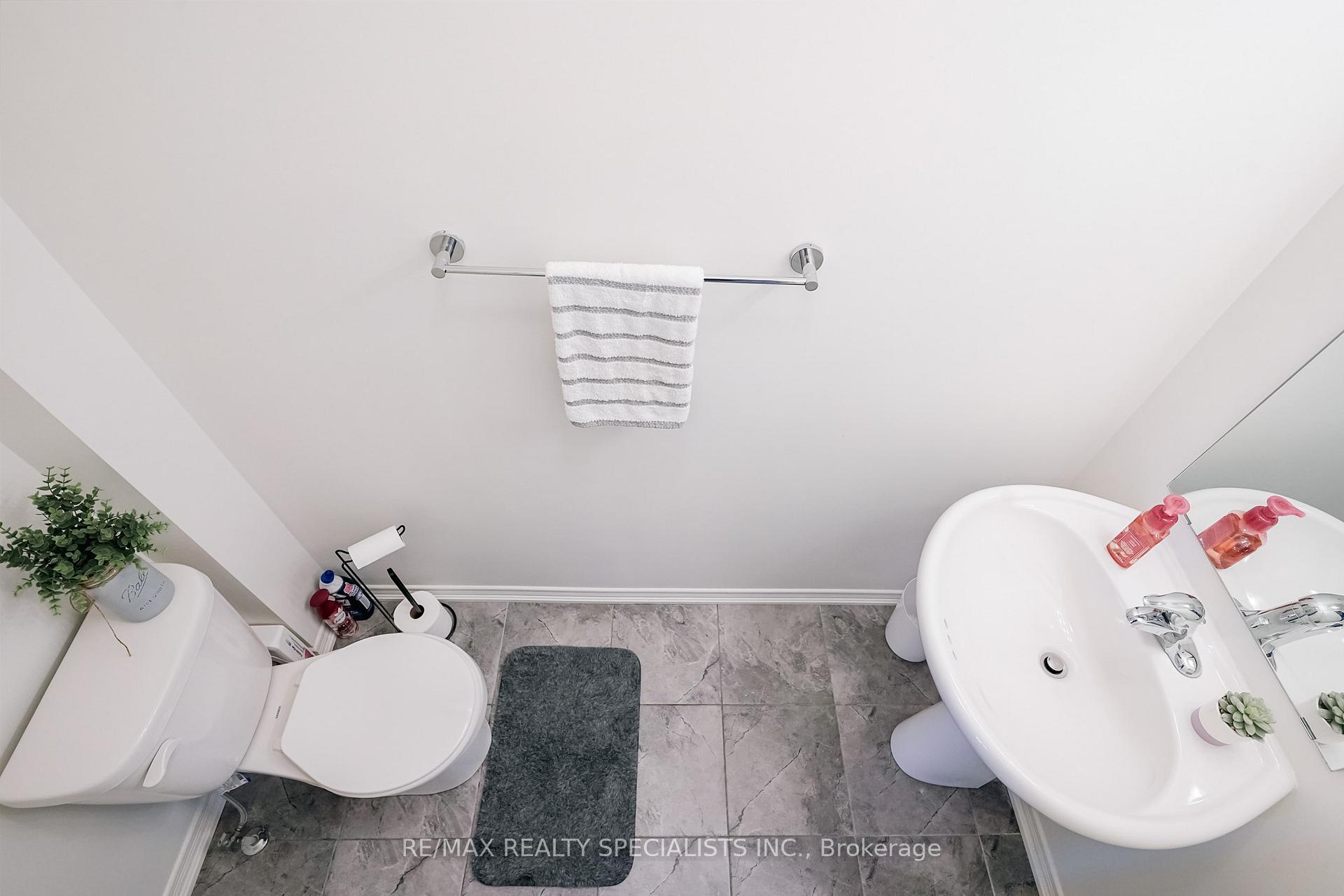 Photo 23 of 1397 Coral Springs Path, Oshawa, Taunton — HOMEH