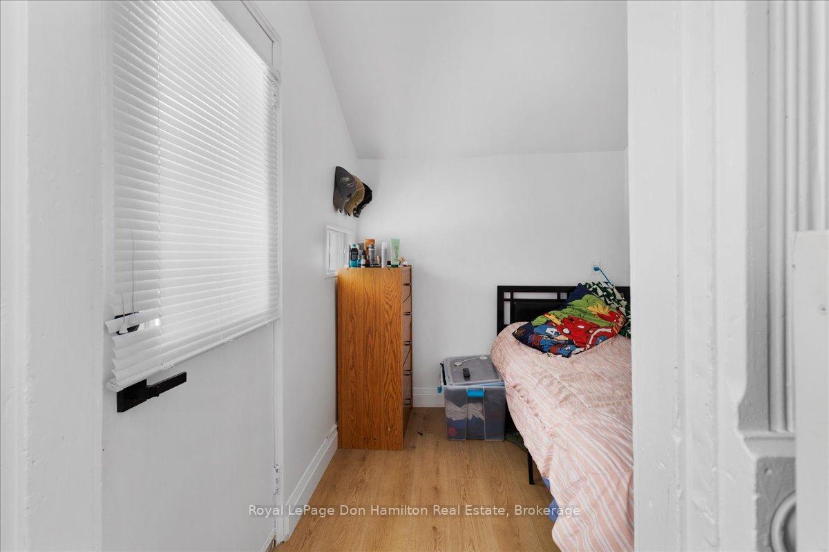 Photo 14 of 379 Argyle Avenue N, North Perth, Listowel — HOMEH