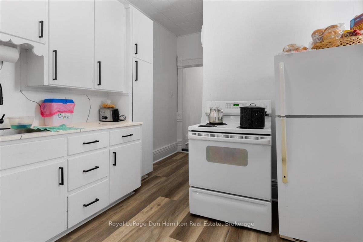 Photo 21 of 379 Argyle Avenue N, North Perth, Listowel — HOMEH