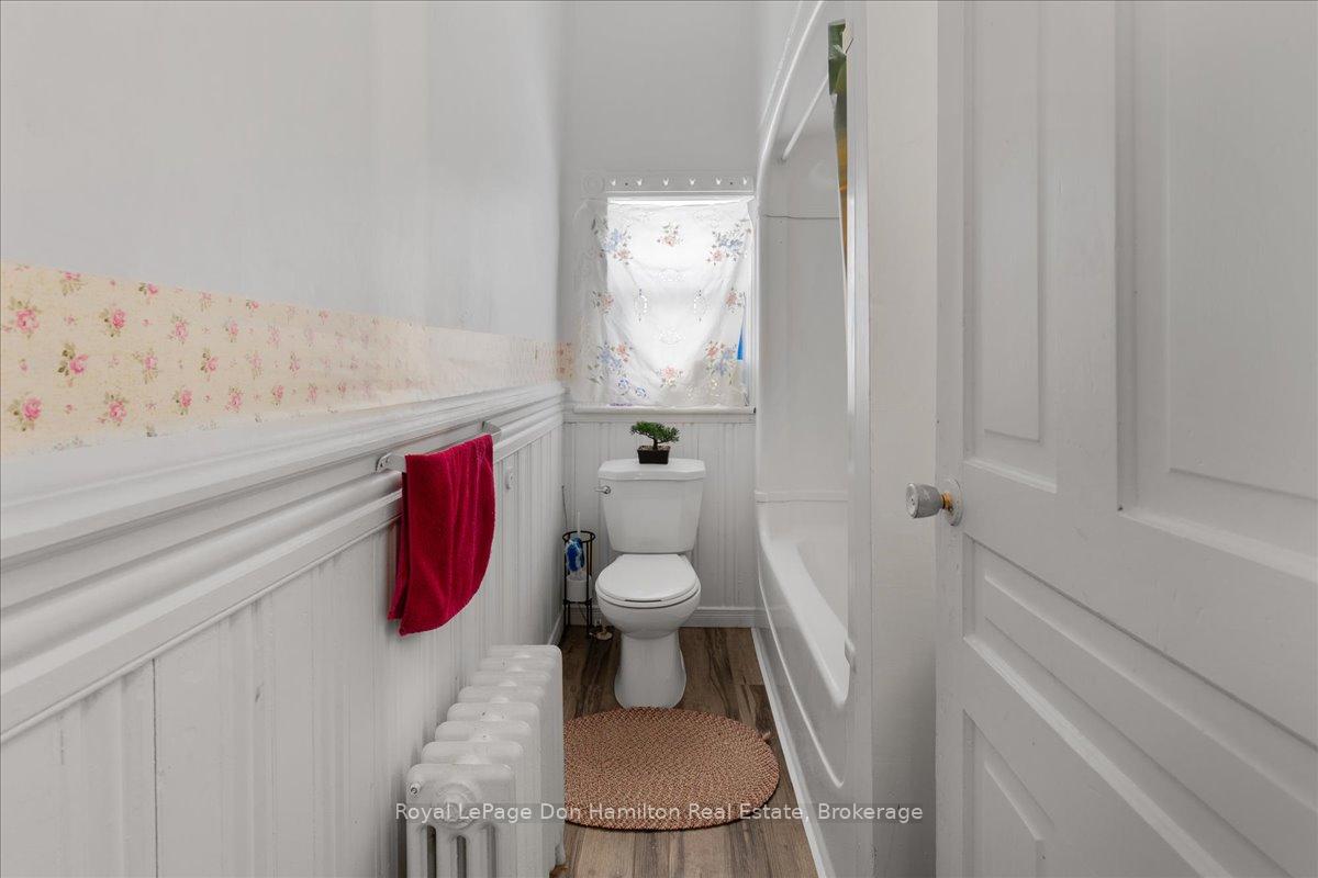 Photo 42 of 379 Argyle Avenue N, North Perth, Listowel — HOMEH