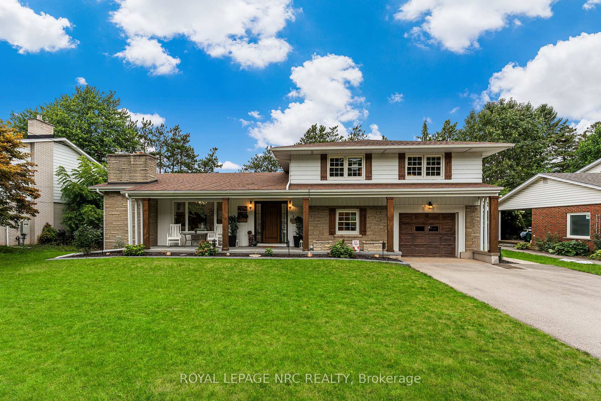 Photo 1 of 17 Damude Drive, Pelham, Fonthill — HOMEH