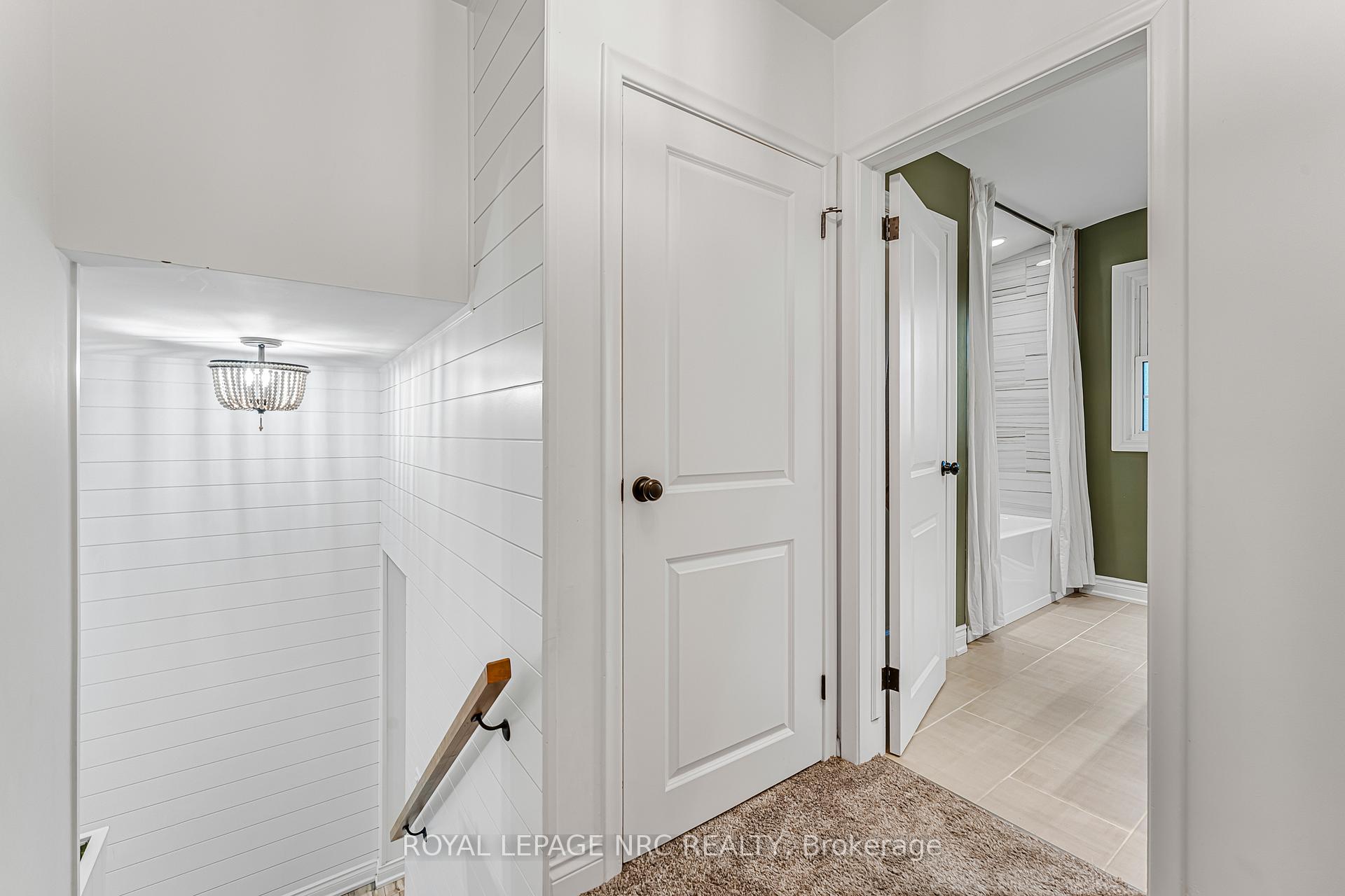 Photo 14 of 17 Damude Drive, Pelham, Fonthill — HOMEH
