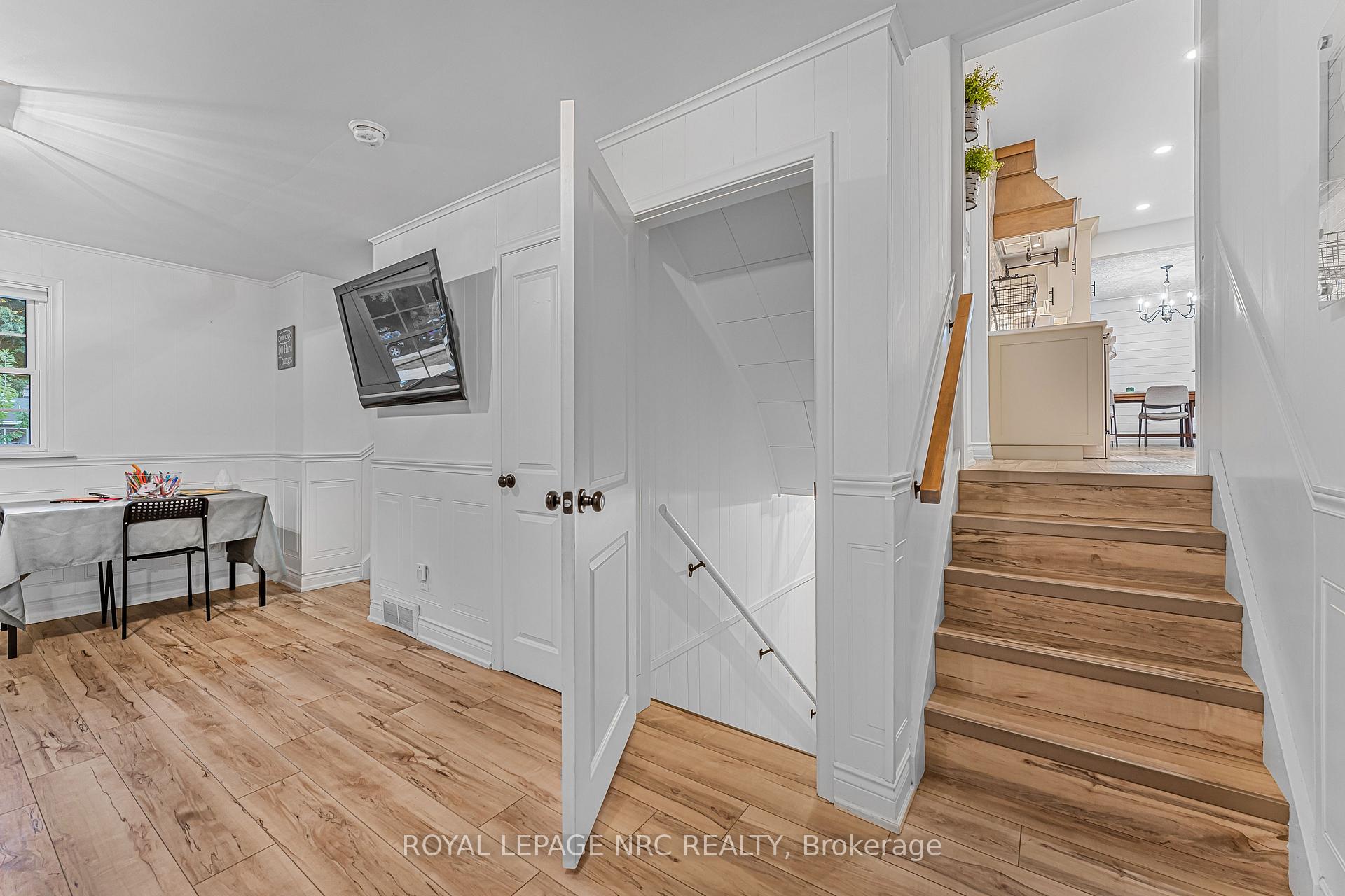 Photo 27 of 17 Damude Drive, Pelham, Fonthill — HOMEH