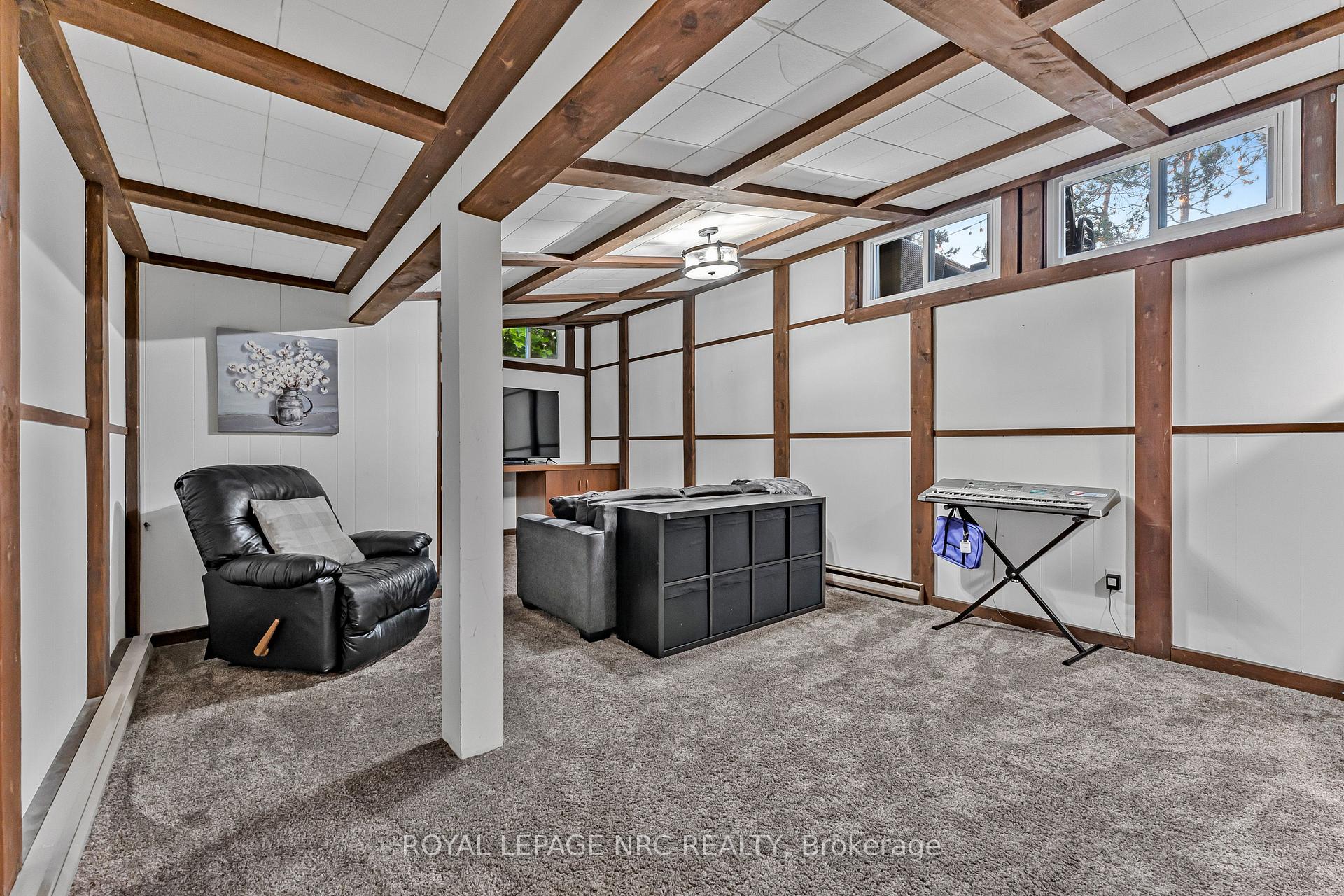 Photo 29 of 17 Damude Drive, Pelham, Fonthill — HOMEH