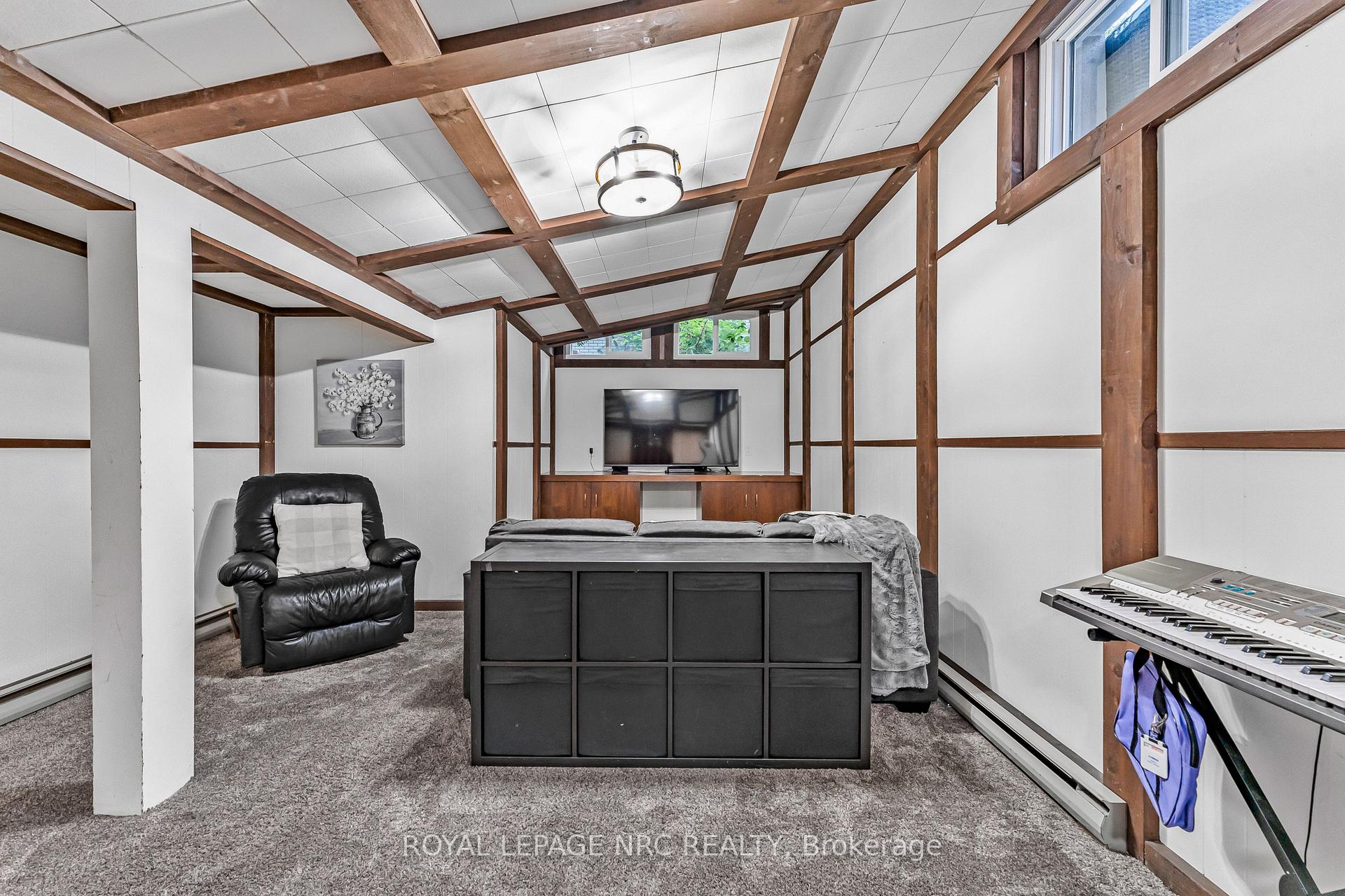 Photo 30 of 17 Damude Drive, Pelham, Fonthill — HOMEH