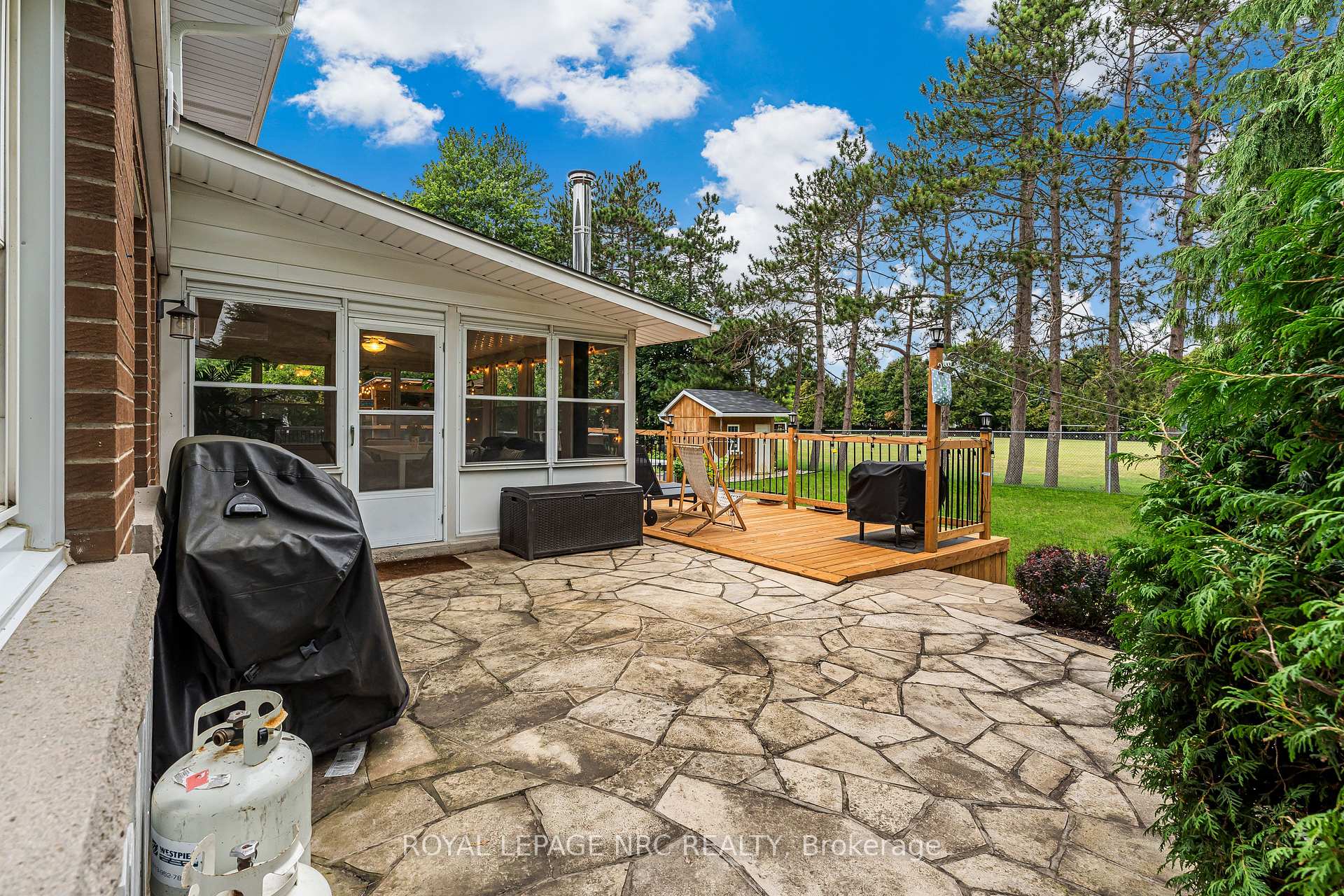 Photo 36 of 17 Damude Drive, Pelham, Fonthill — HOMEH