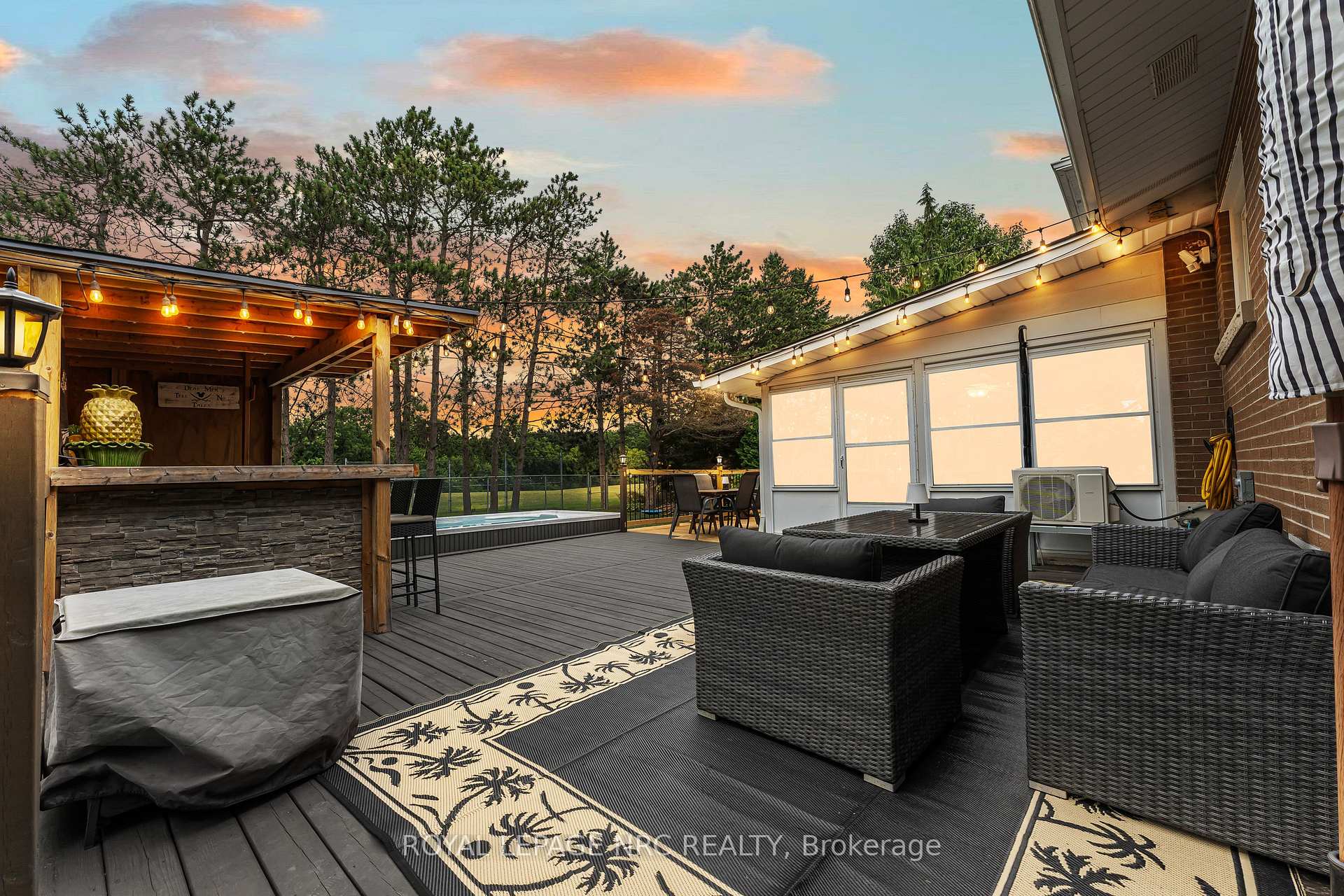 Photo 38 of 17 Damude Drive, Pelham, Fonthill — HOMEH