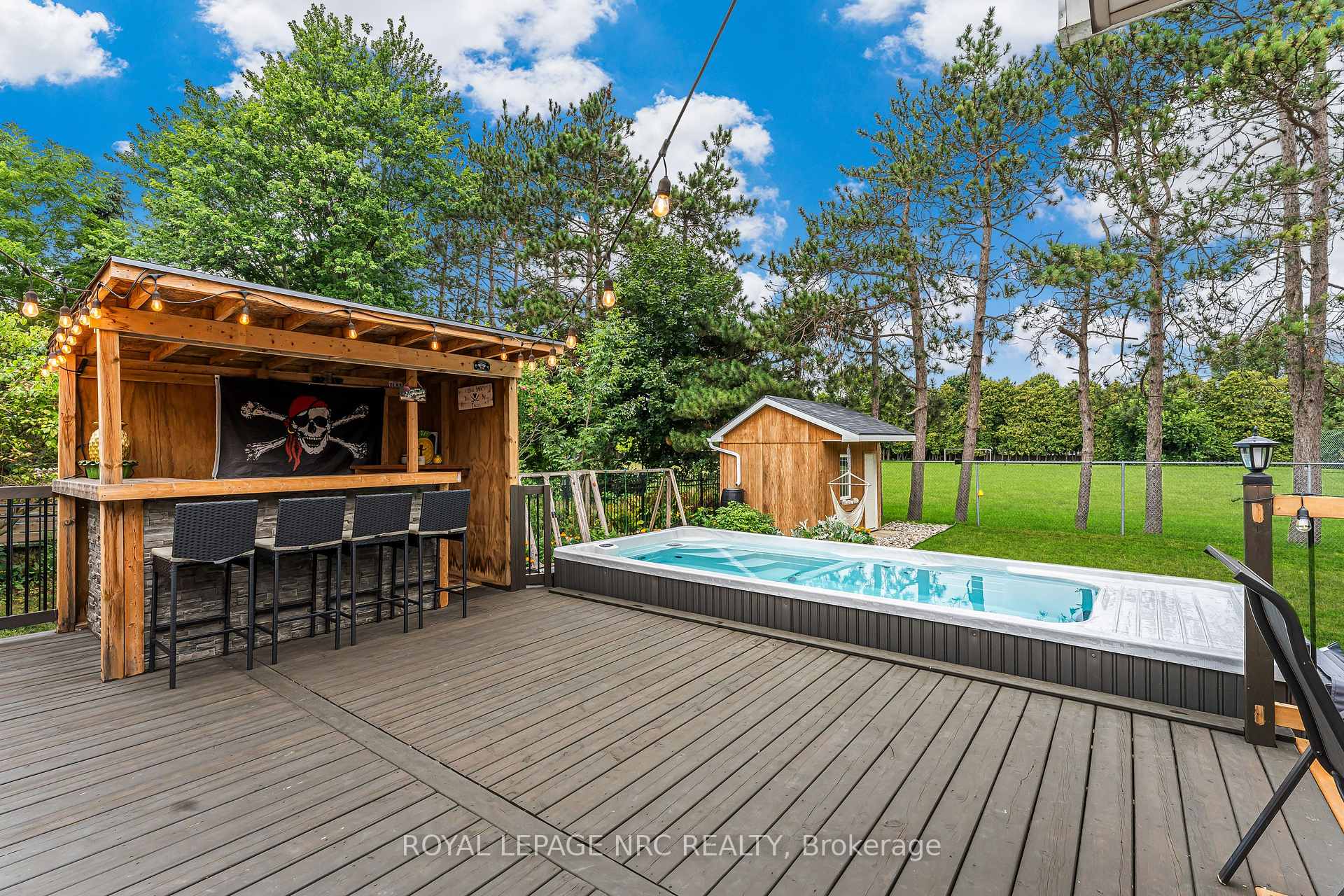 Photo 39 of 17 Damude Drive, Pelham, Fonthill — HOMEH