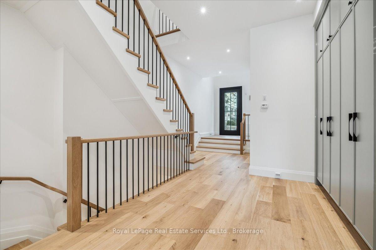 Photo 7 of 68 Navy Street, Oakville, Old Oakville — HOMEH
