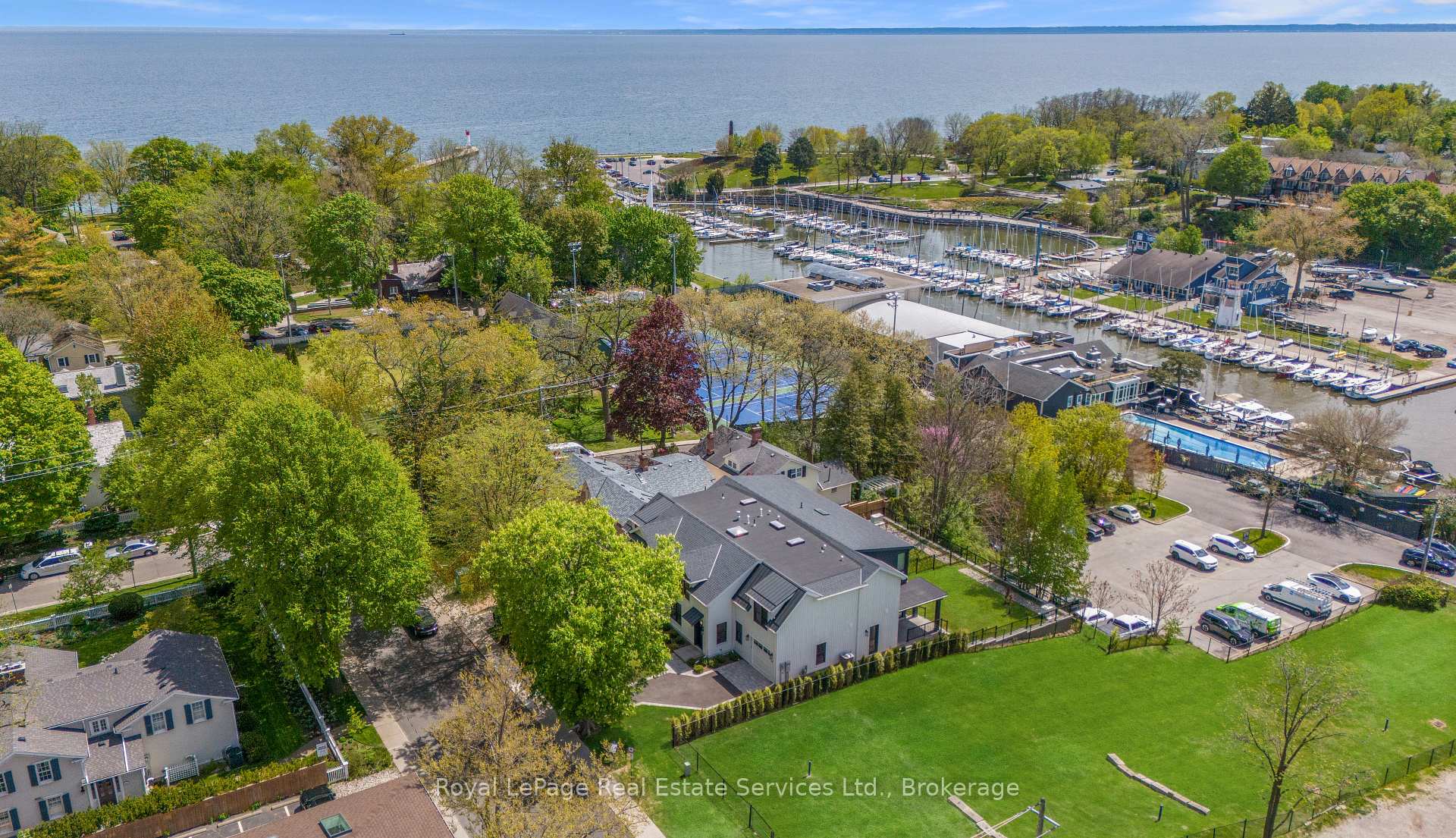 Photo 43 of 68 Navy Street, Oakville, Old Oakville — HOMEH