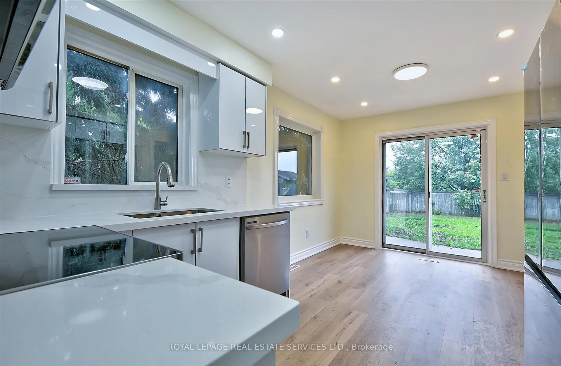 Photo 7 of 57 Westfield Trail, Oakville, River Oaks — HOMEH