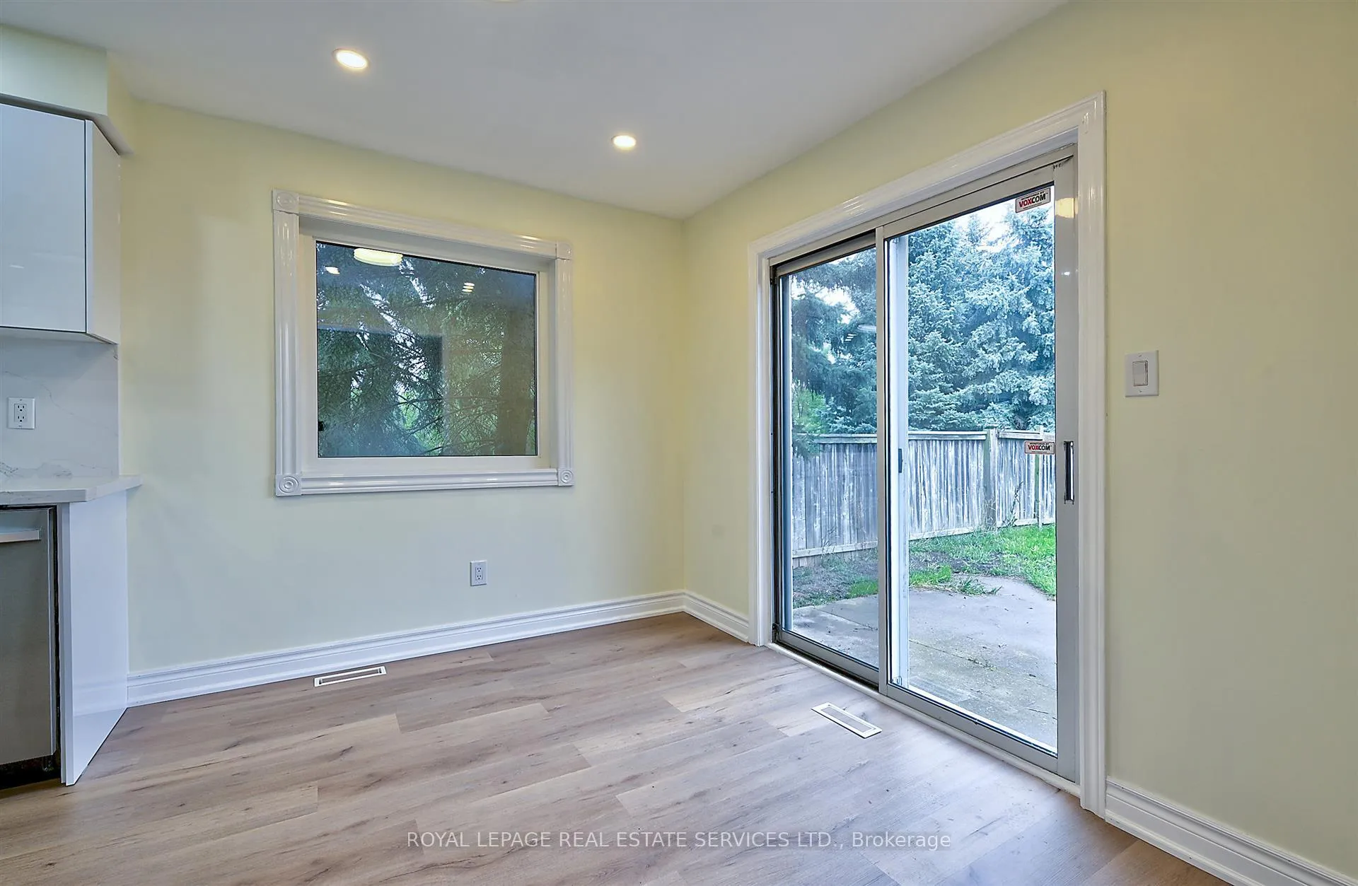 Photo 9 of 57 Westfield Trail, Oakville, River Oaks — HOMEH