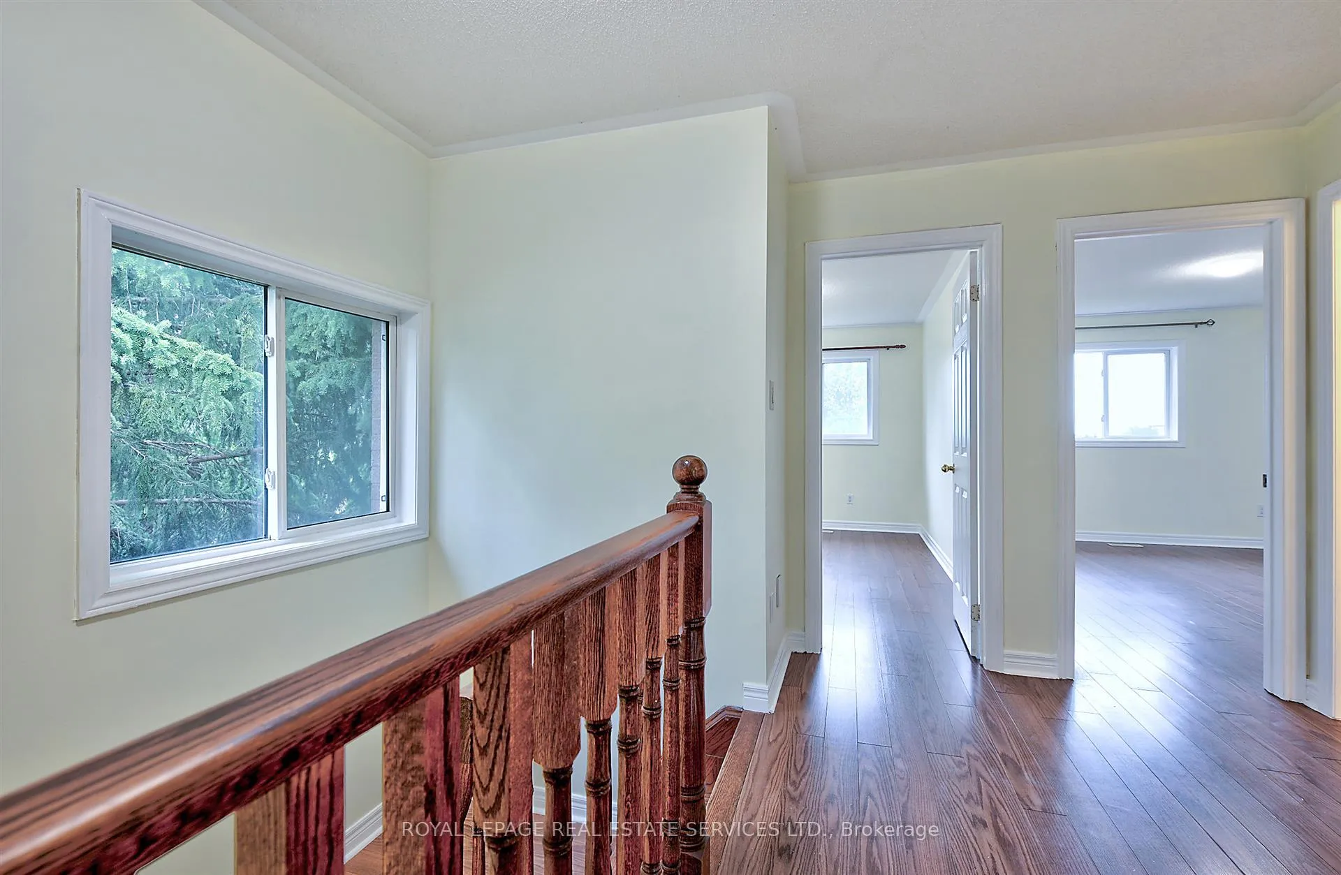 Photo 10 of 57 Westfield Trail, Oakville, River Oaks — HOMEH