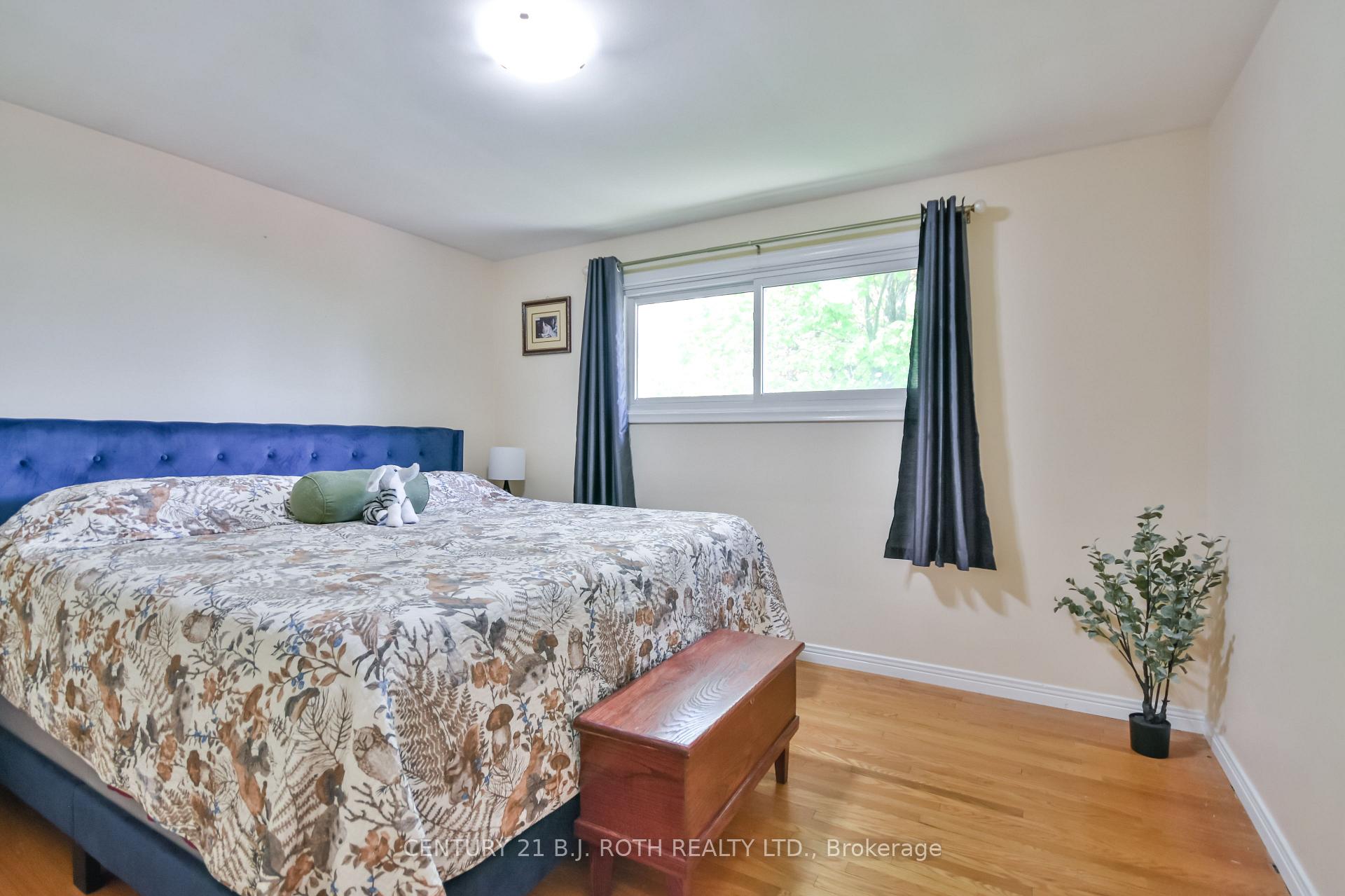 Photo 15 of 61 Second Street, Orillia — HOMEH