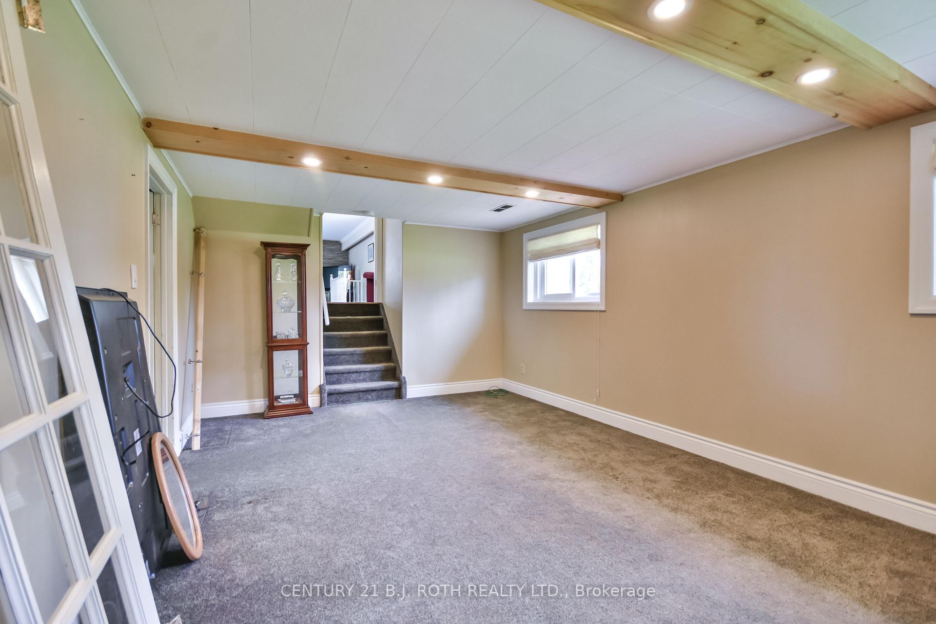 Photo 23 of 61 Second Street, Orillia — HOMEH