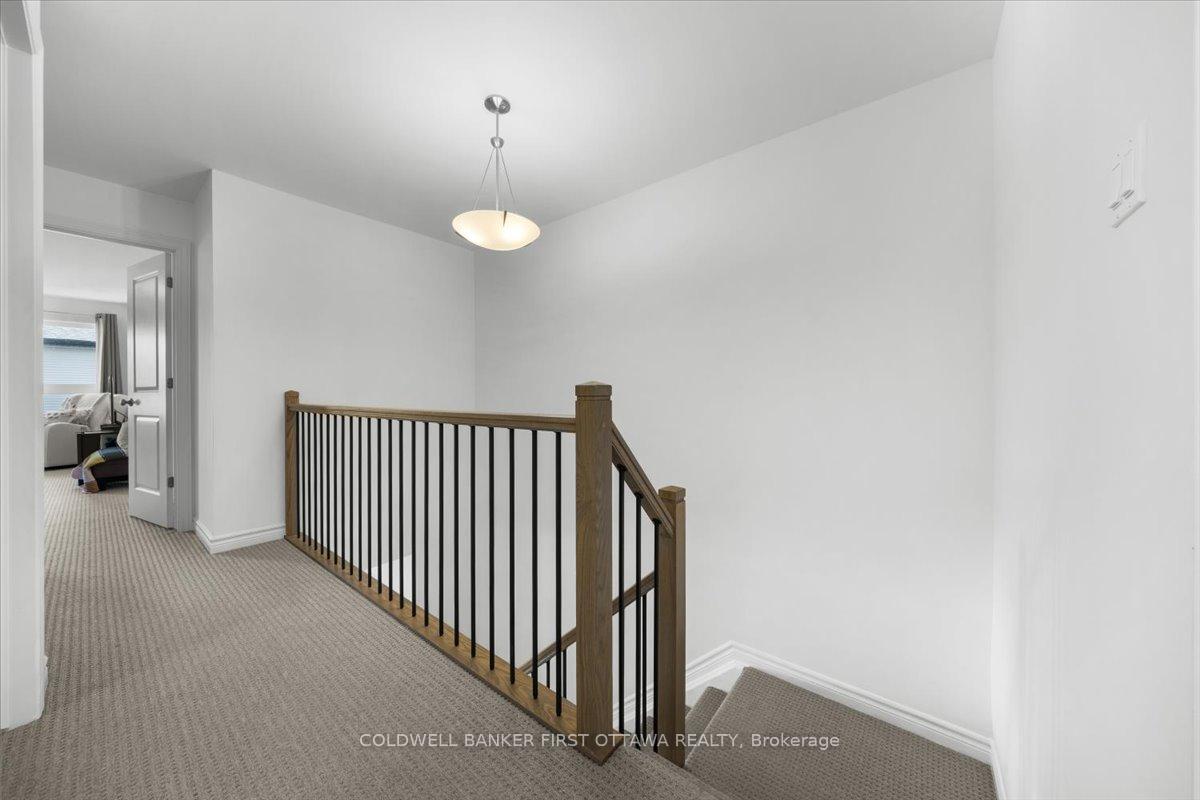 Photo 18 of 54 Bergschrund Walk, Ottawa, Mer Bleue/Bradley Estates/Anderson Park — HOMEH