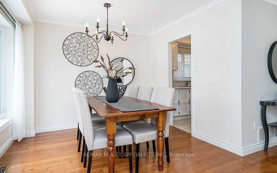Photo 10 of 66 Laurier Avenue, Milton, Bronte Meadows — HOMEH