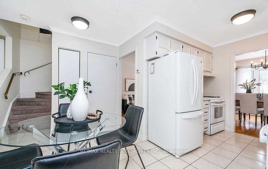 Photo 16 of 66 Laurier Avenue, Milton, Bronte Meadows — HOMEH