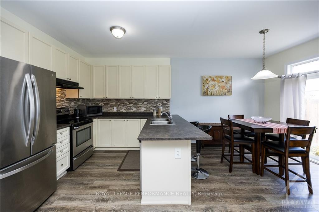 Photo 11 of 535 Sunlit Circle, Ottawa, Notting Hill/Summerside — HOMEH