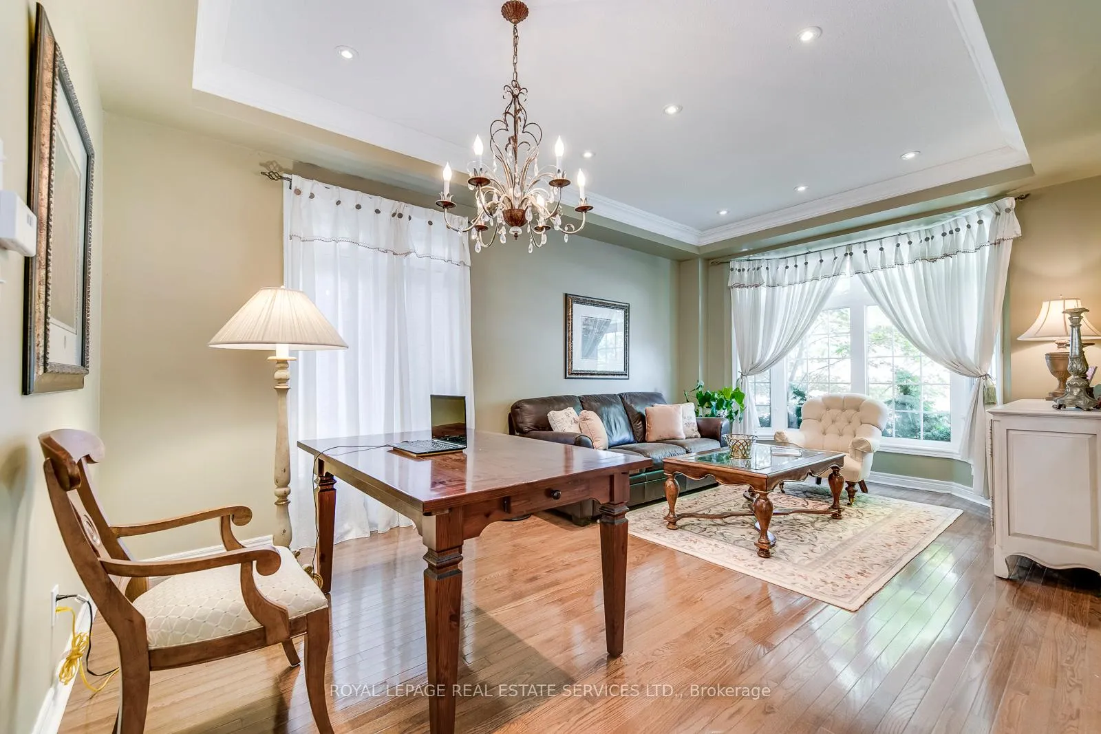 Photo 6 of 157 Creek Path Avenue, Oakville, Bronte — HOMEH