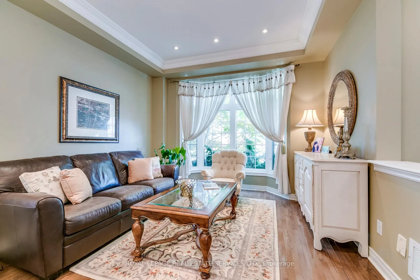 Photo 7 of 157 Creek Path Avenue, Oakville, Bronte — HOMEH