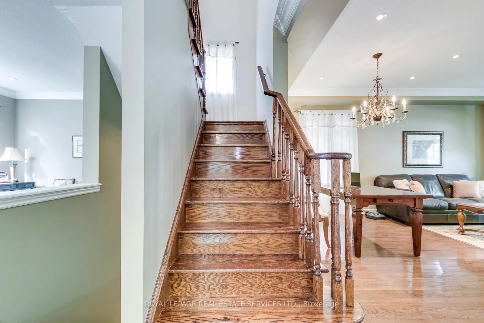 Photo 22 of 157 Creek Path Avenue, Oakville, Bronte — HOMEH