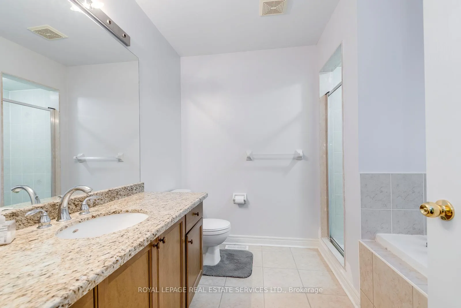 Photo 28 of 157 Creek Path Avenue, Oakville, Bronte — HOMEH