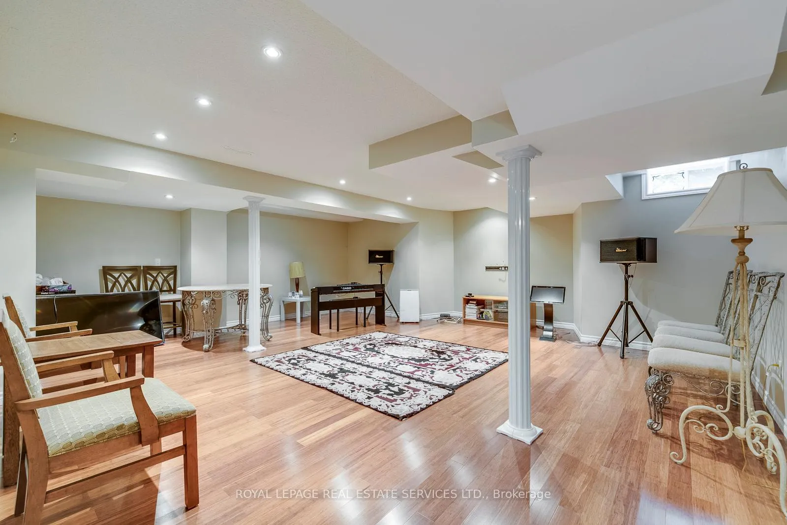 Photo 36 of 157 Creek Path Avenue, Oakville, Bronte — HOMEH