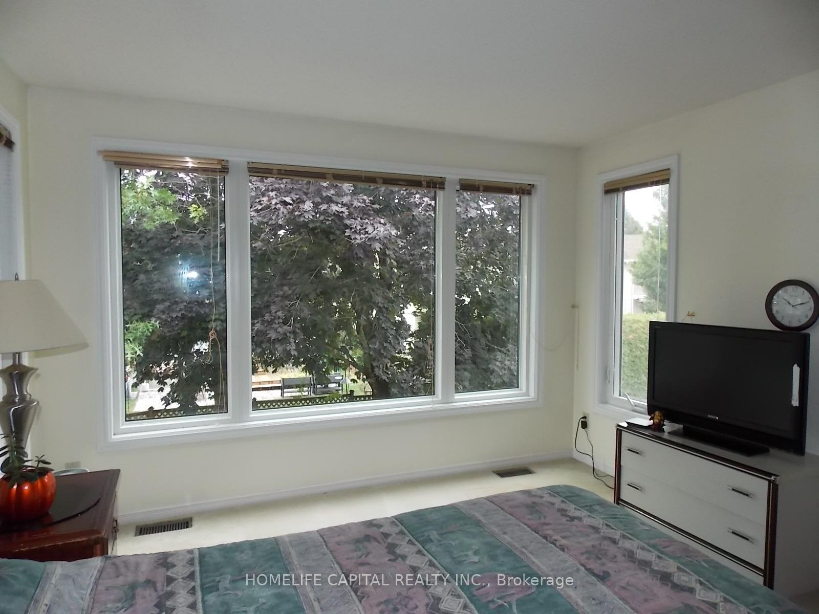 Photo 17 of 1804 Robinwood Place, Ottawa, Chapel Hill — HOMEH