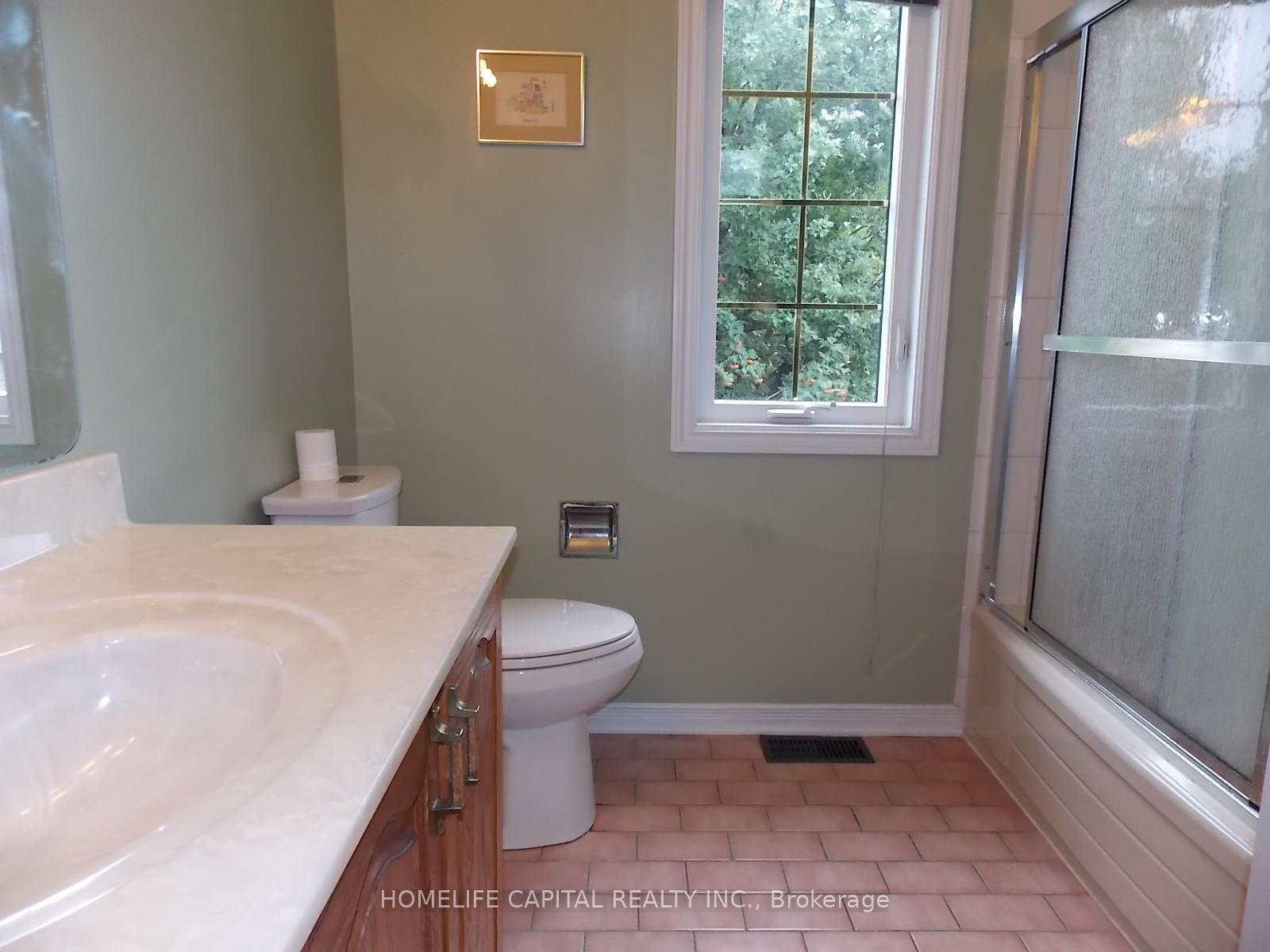 Photo 23 of 1804 Robinwood Place, Ottawa, Chapel Hill — HOMEH