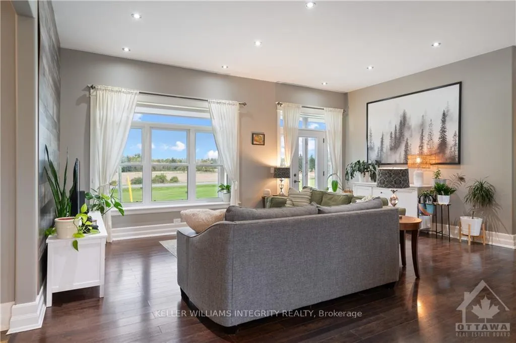 Photo 6 of 10135 Loughlin Ridge Road, North Dundas, North Dundas (Mountain) Twp — HOMEH