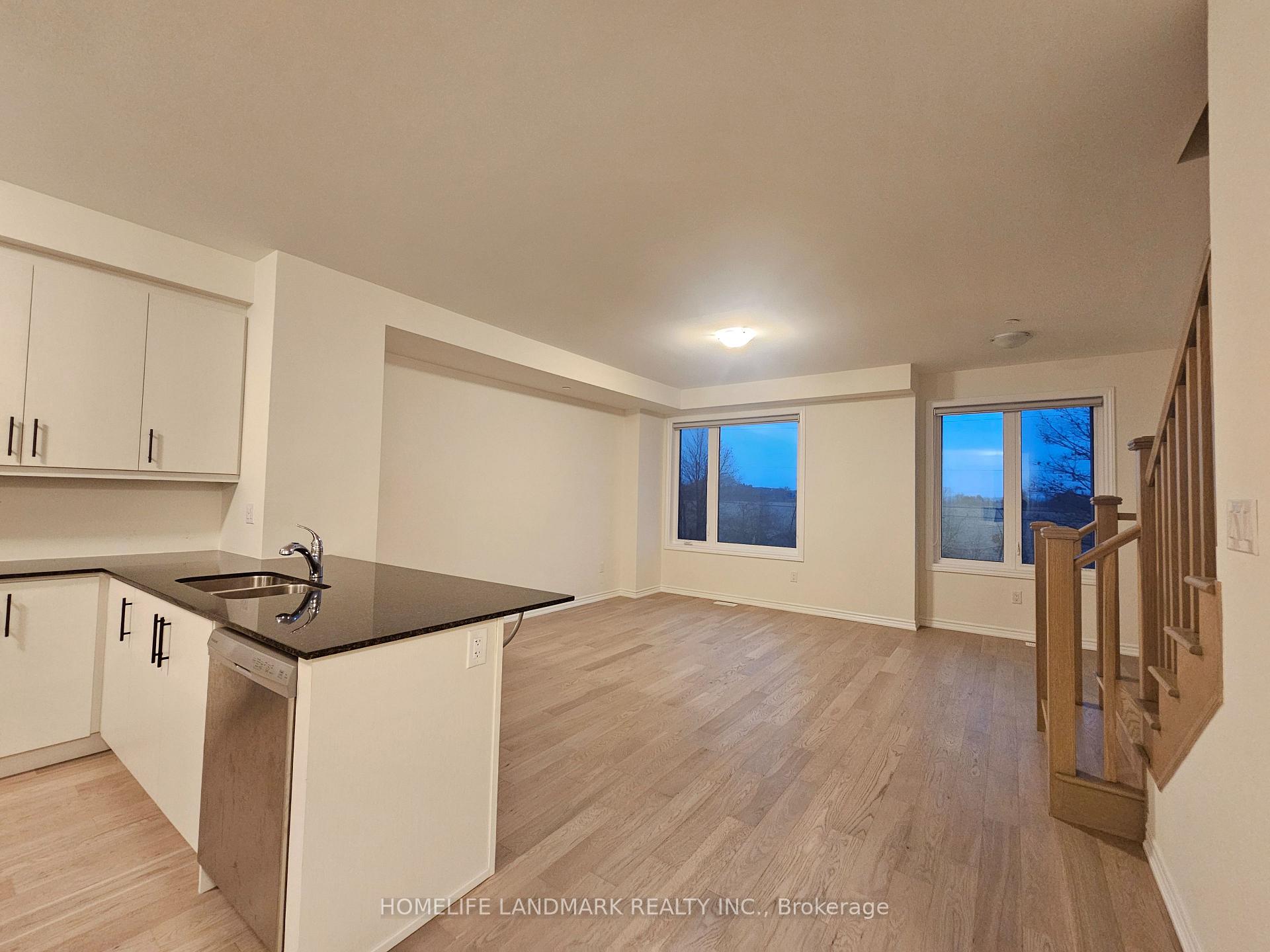 Photo 10 of 3167 Elgin Mills Road E, Markham, Victoria Square — HOMEH