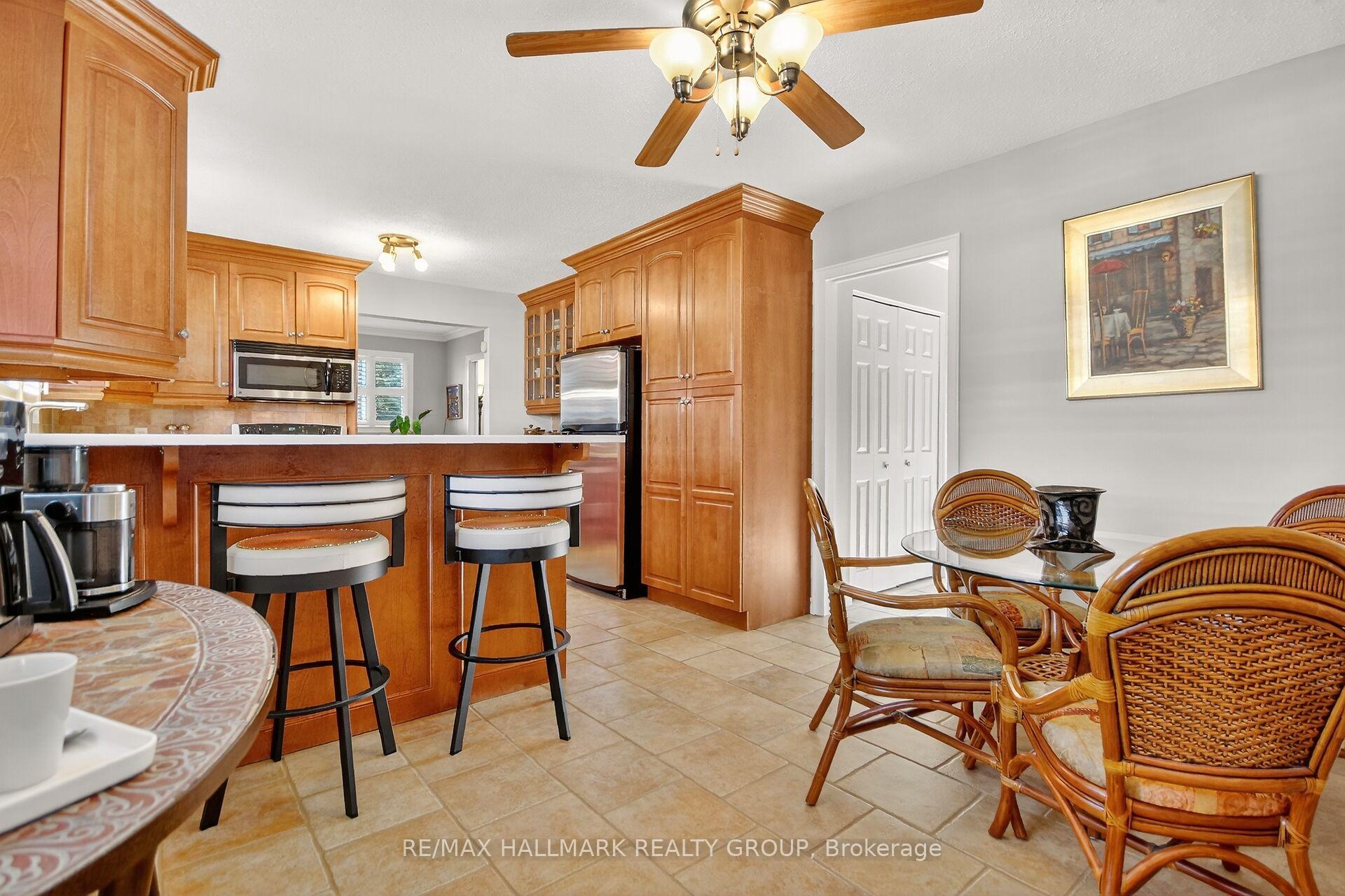 Photo 16 of 838 Balsam Drive, Ottawa, Chatelaine Village — HOMEH