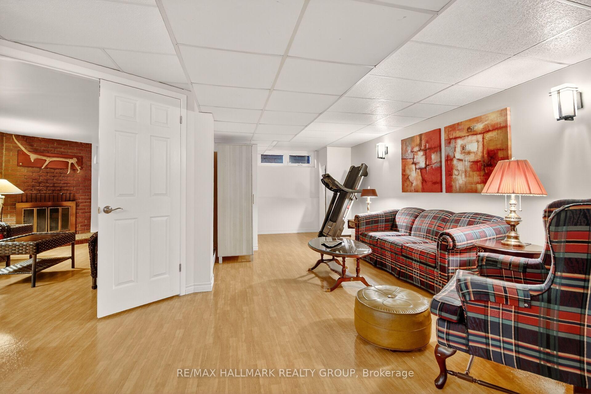 Photo 30 of 838 Balsam Drive, Ottawa, Chatelaine Village — HOMEH