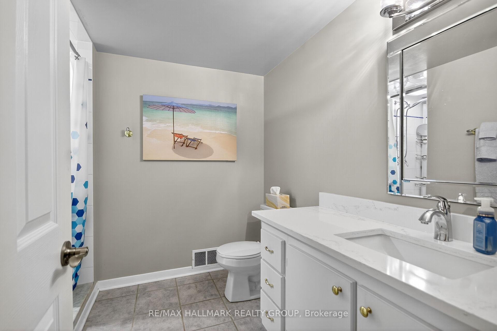 Photo 32 of 838 Balsam Drive, Ottawa, Chatelaine Village — HOMEH