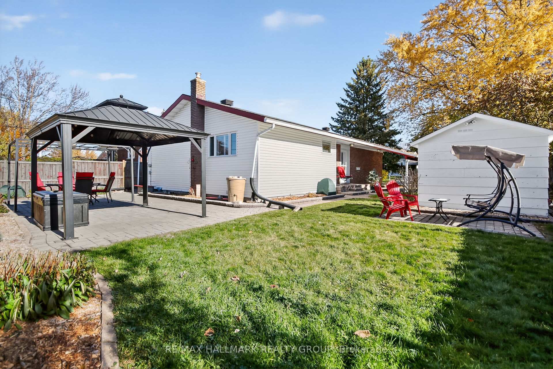 Photo 37 of 838 Balsam Drive, Ottawa, Chatelaine Village — HOMEH