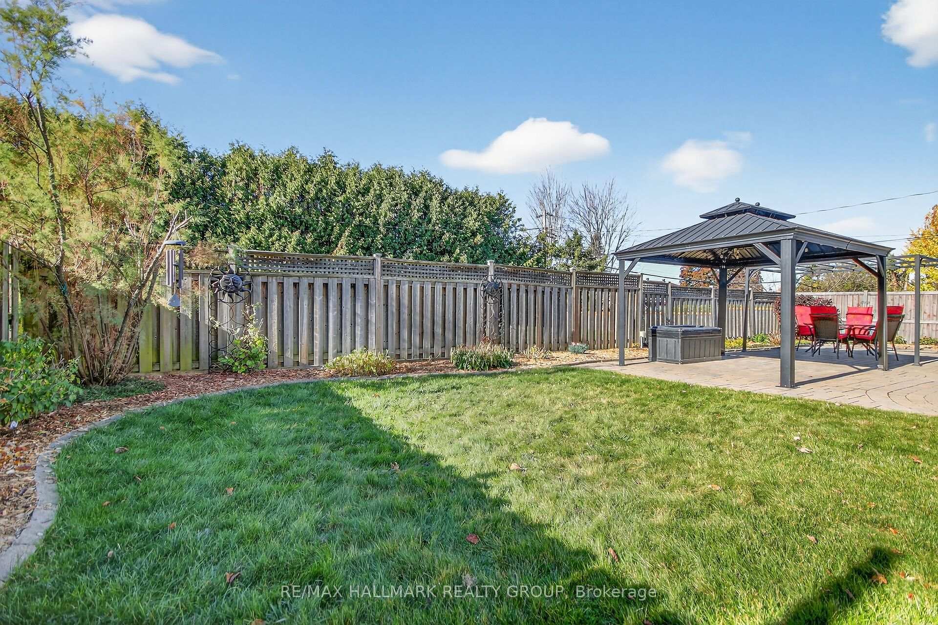 Photo 38 of 838 Balsam Drive, Ottawa, Chatelaine Village — HOMEH