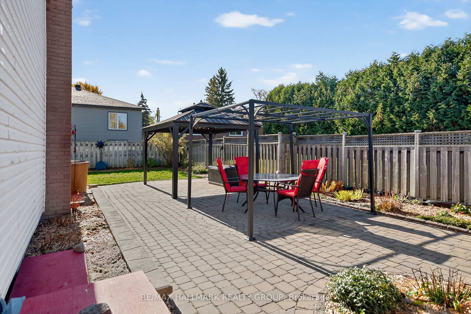 Photo 39 of 838 Balsam Drive, Ottawa, Chatelaine Village — HOMEH