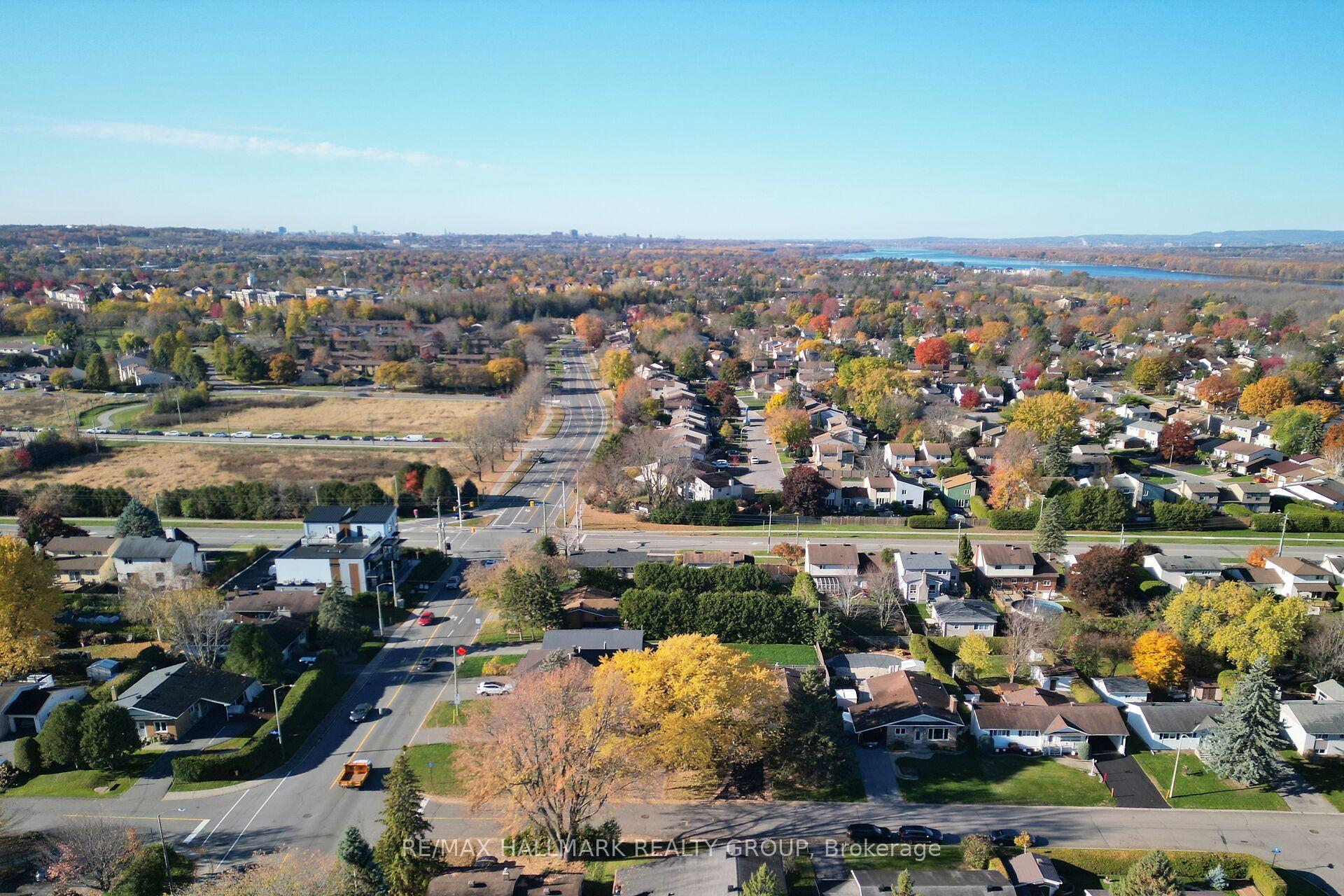 Photo 44 of 838 Balsam Drive, Ottawa, Chatelaine Village — HOMEH