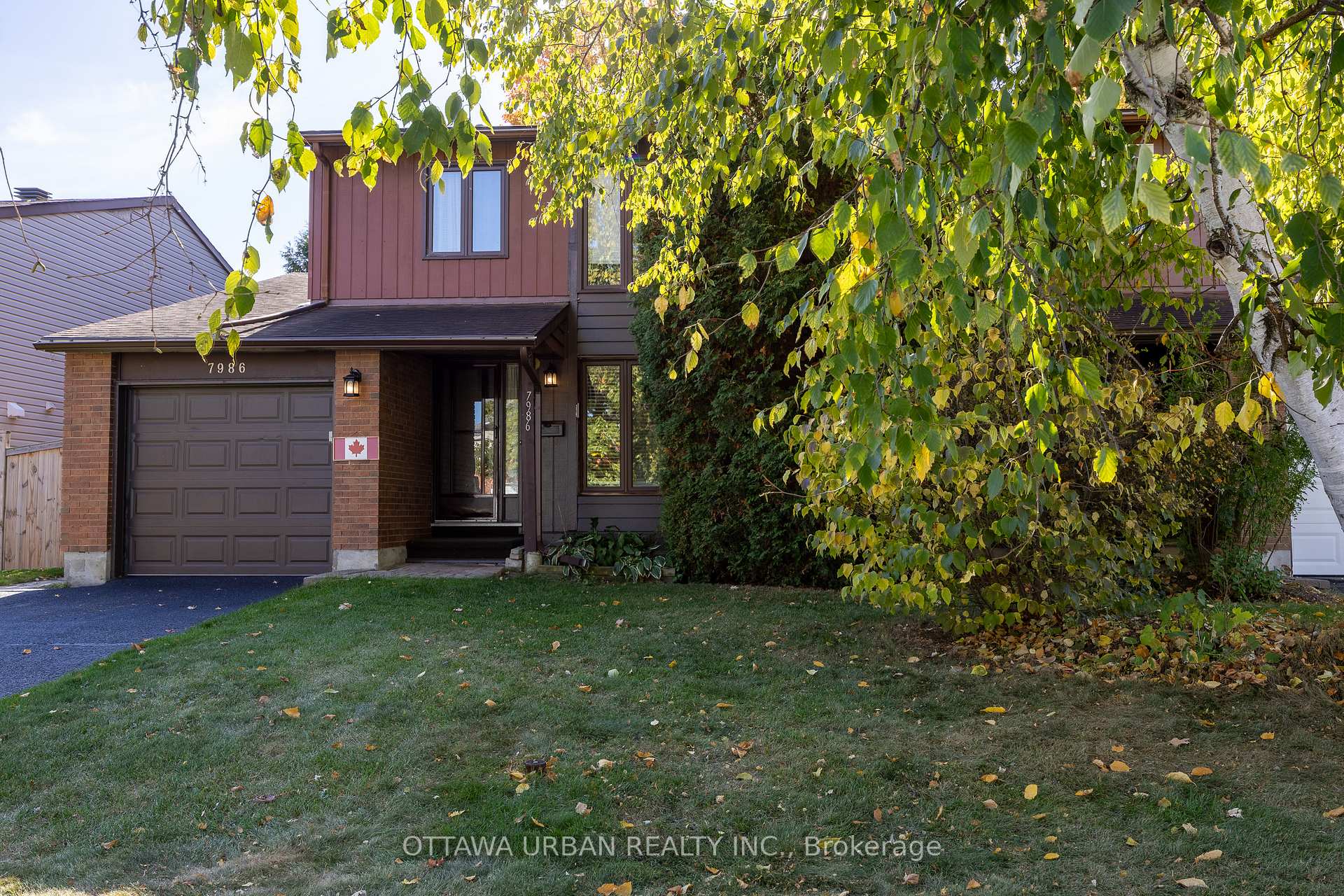 Photo 2 of 7986 Decarie Drive, Ottawa, Orleans Wood — HOMEH